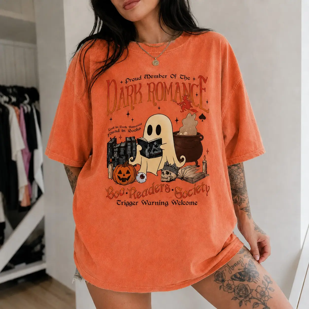 Comfort Colors Halloween Book Lover T-Shirt, Dark Romance Reader Spooky Club Haunted Bookstore Tee - photo 3