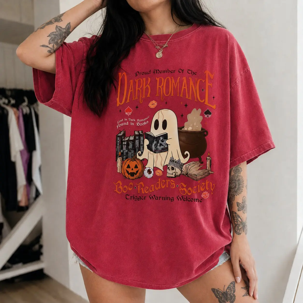 Comfort Colors Halloween Book Lover T-Shirt, Dark Romance Reader Spooky Club Haunted Bookstore Tee - photo 5
