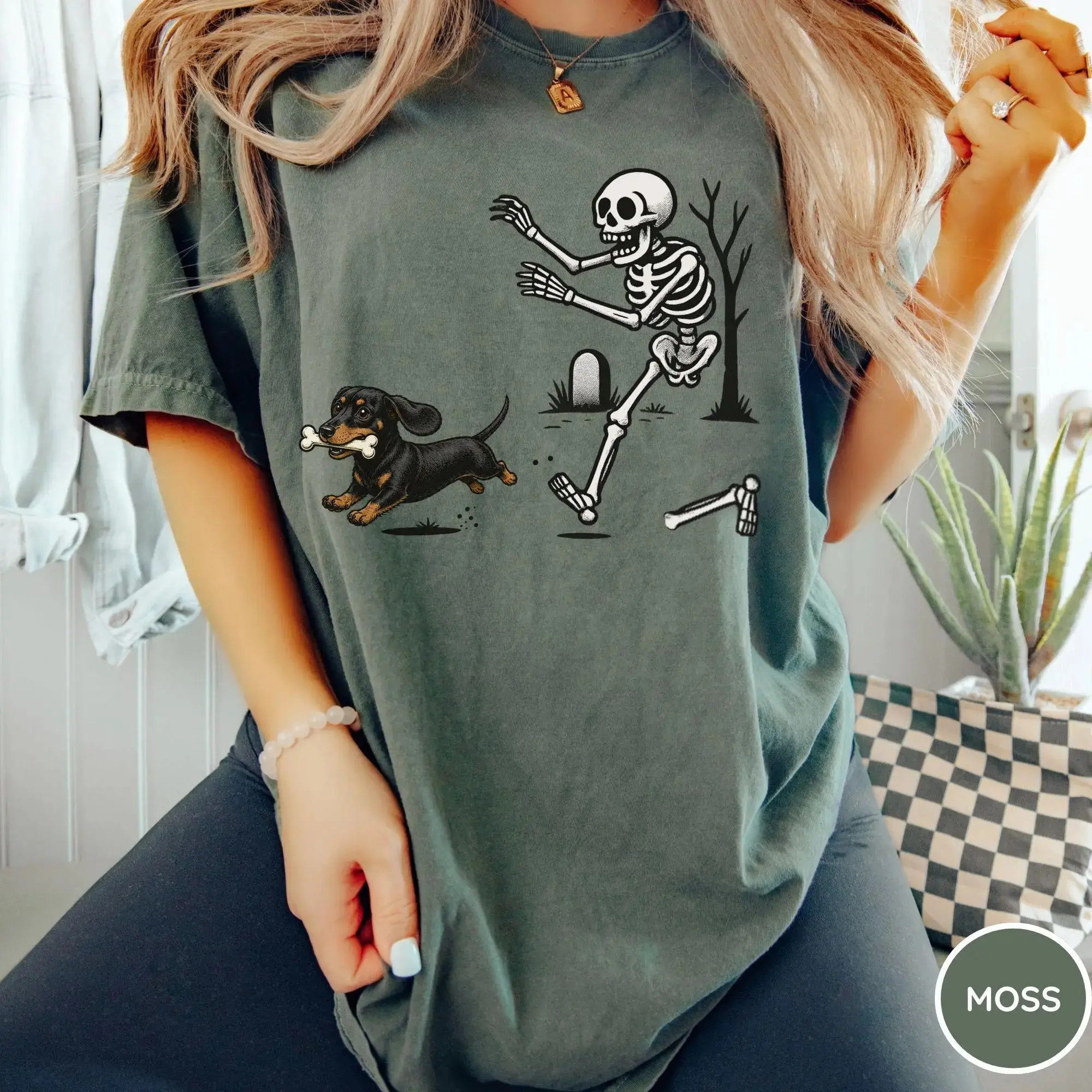 Comfort Colors Halloween Dachshund Dog Shirt - Funny Skeleton Wiener Dog Tee, Spooky Cute Graphic T-Shirt for Dog Lovers