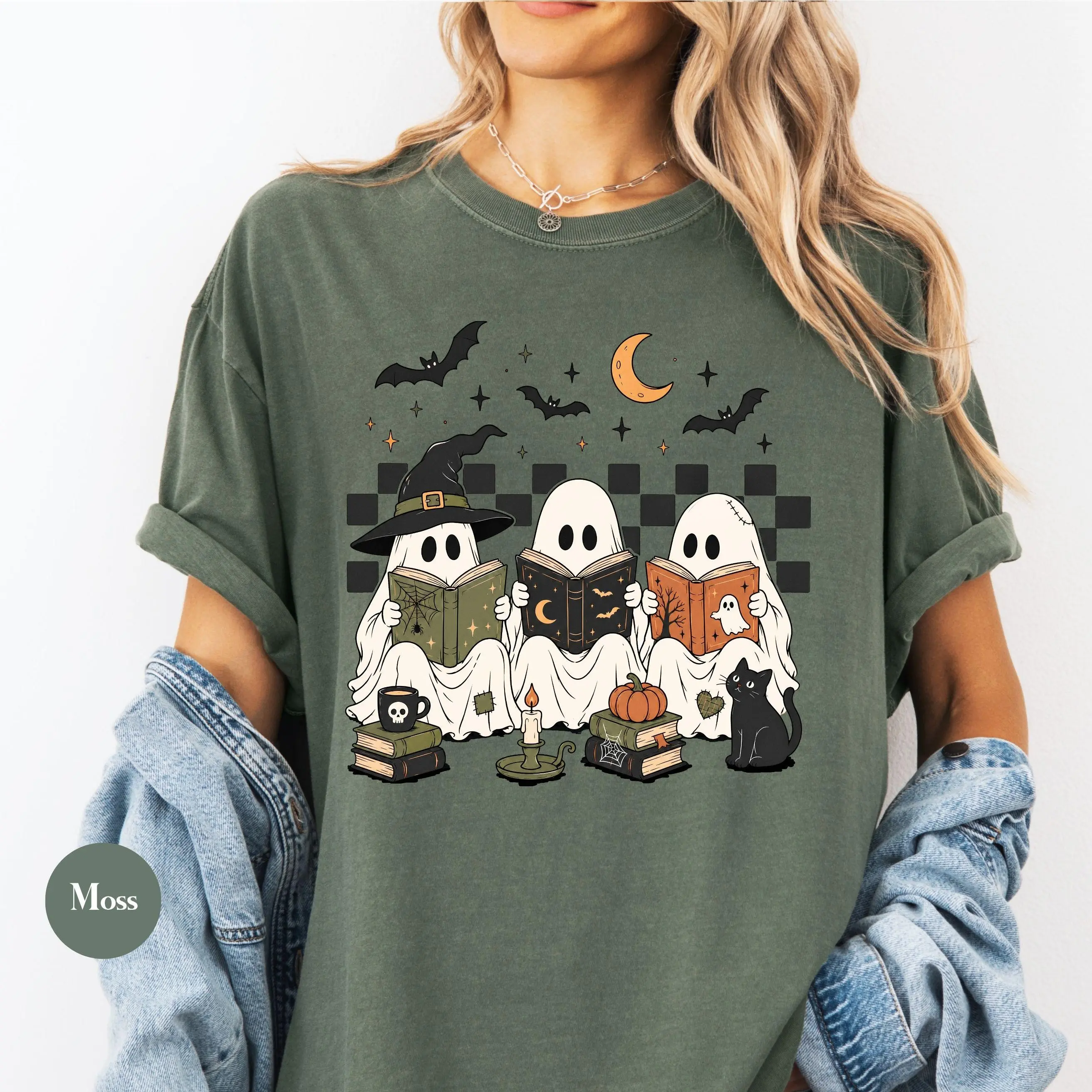 Comfort Colors Halloween Reader Ghost T-Shirt, Retro Bookish Book Lover Fall Aesthetic Reading Tee - photo 3