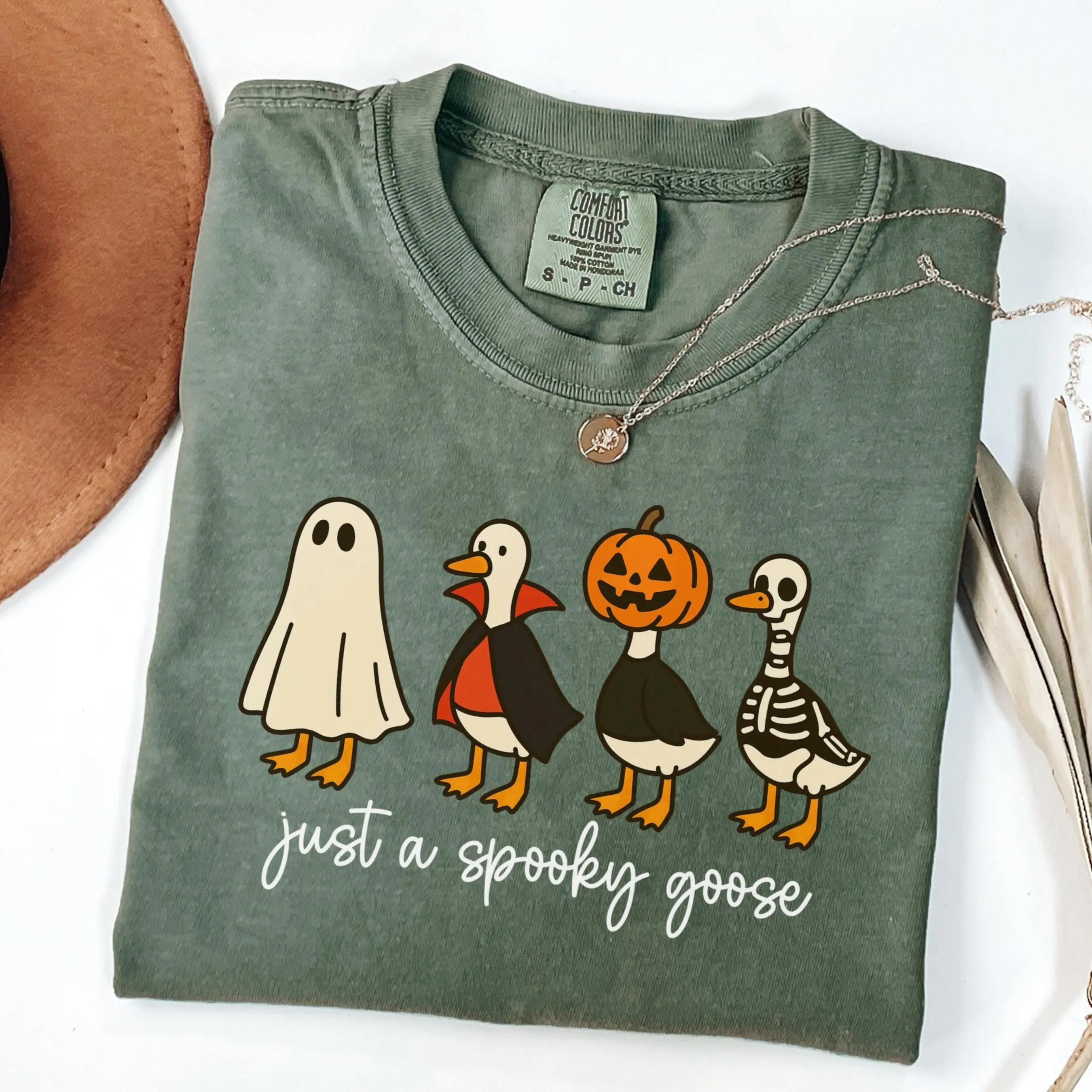 Comfort Colors Halloween Goose Ghost Shirt, Funny Fall Costume Spooky Graphic Tee Gift - photo 4