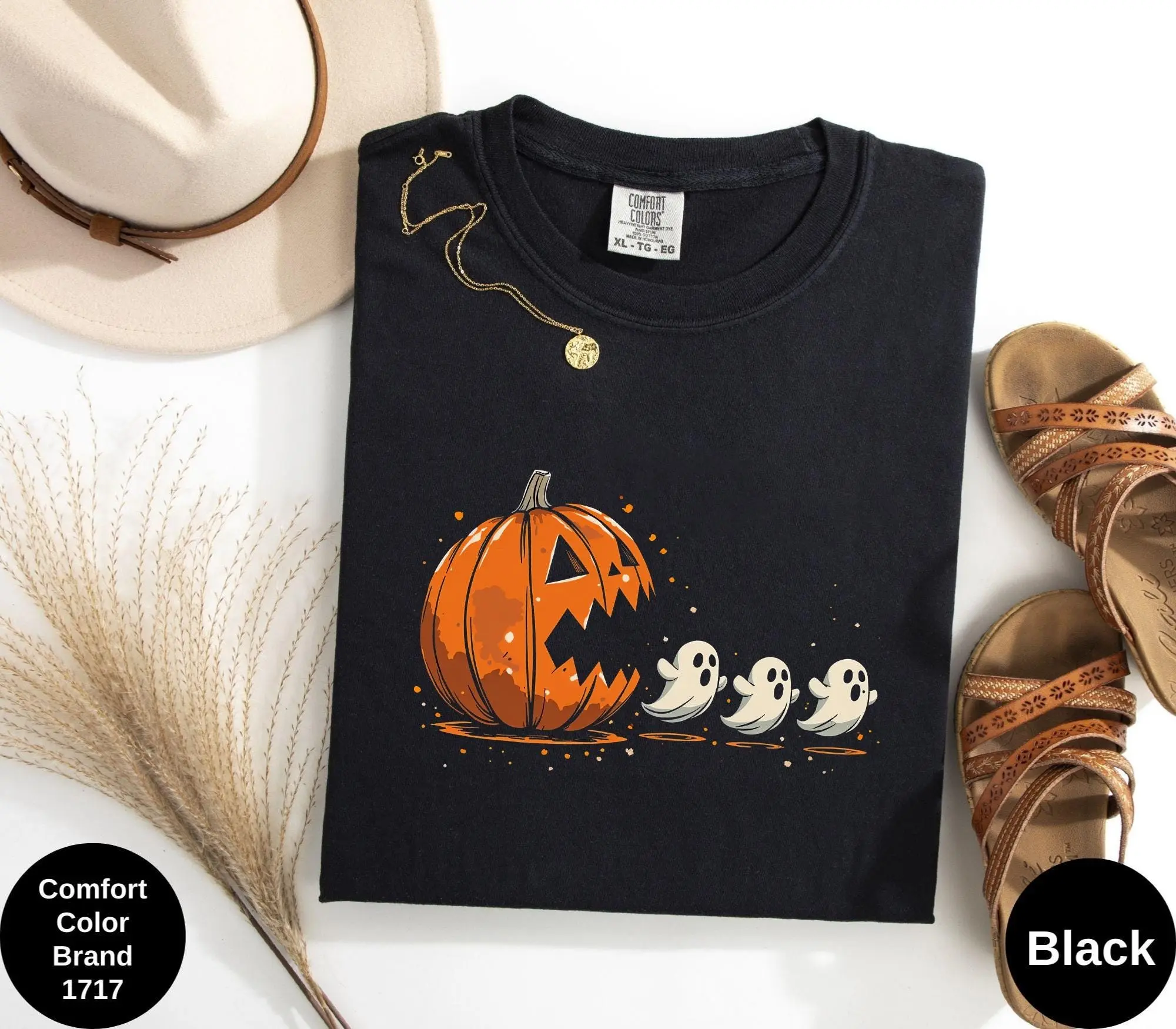 Comfort Colors Halloween Shirt for Women, Vintage Pumpkin Ghosts Graphic Tee, Retro Spooky Season Cute Fall Short Sleeve Top
