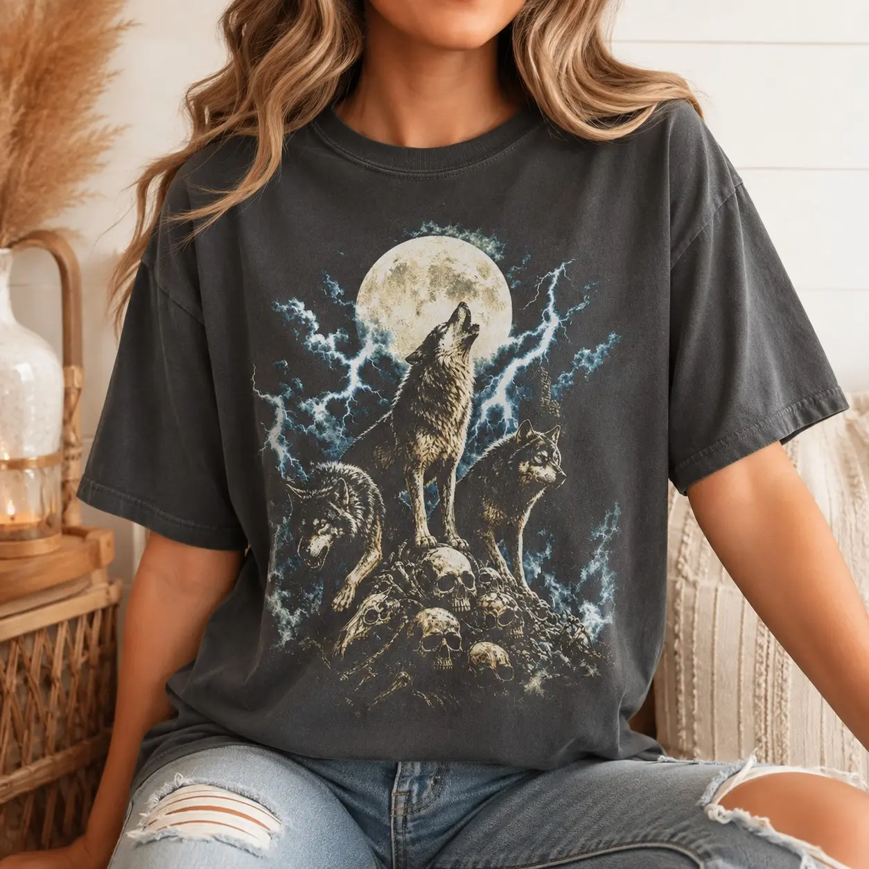 Comfort Colors Howling Wolves Skulls Lightning Full Moon Women Graphic Shirts Halloween Night