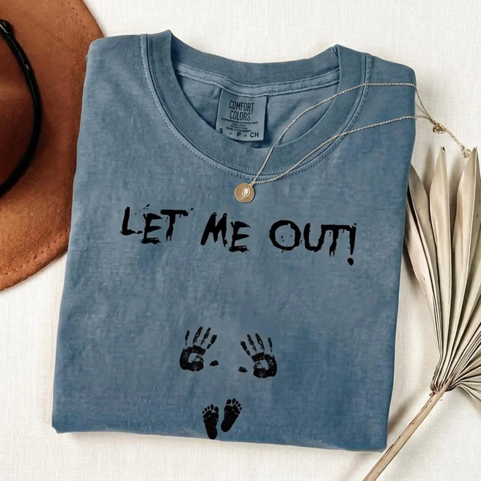 Comfort Colors Let Me Out Pregnancy Sweatshirt, Funny Creepy Handprint Reveal Top, Spooky Pregnant Halloween Baby - photo 4