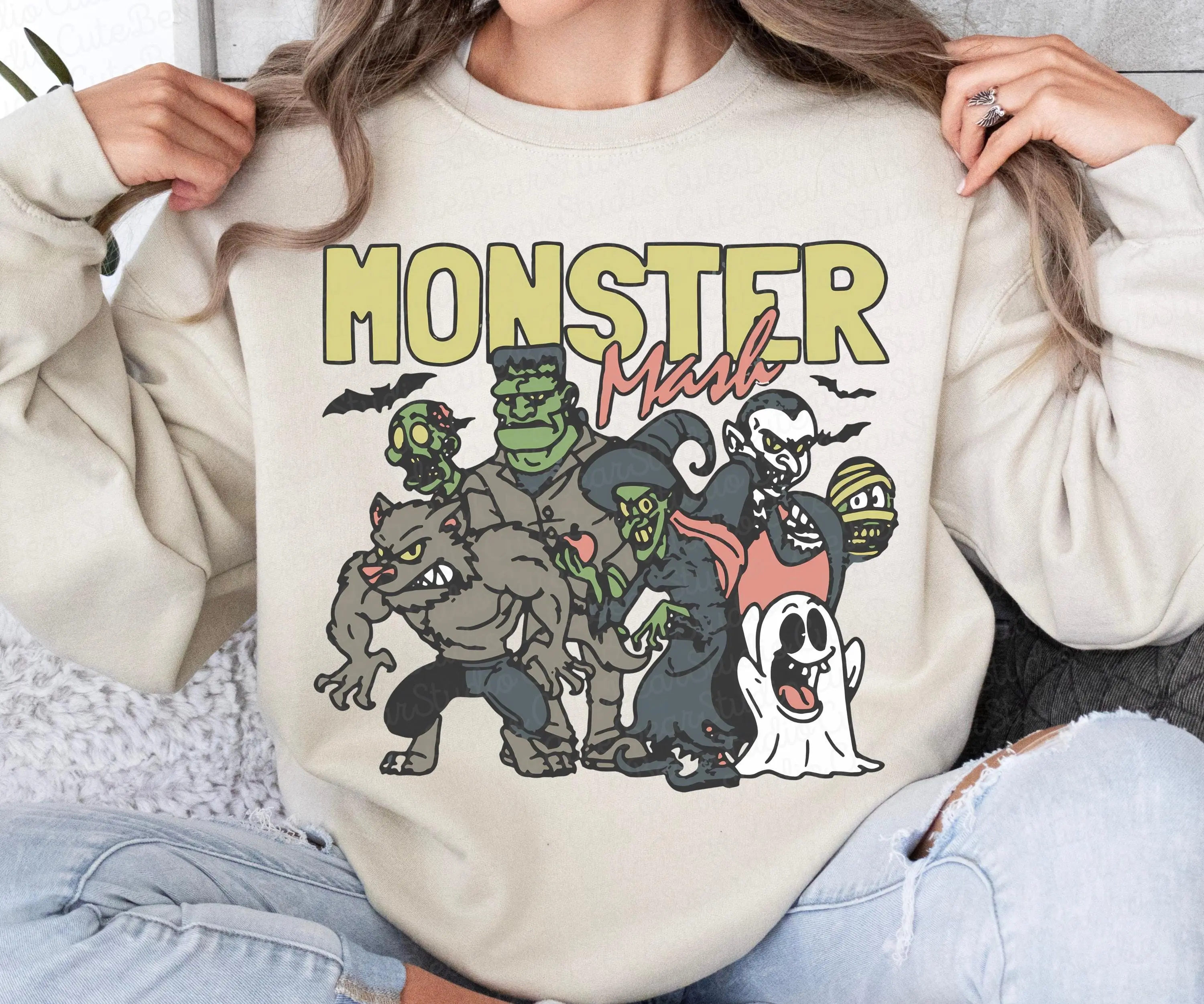 Comfort Colors Monster Mash Graphic Tee, Vintage Classic Retro Horror Creature Spooky Season Halloween Shirt