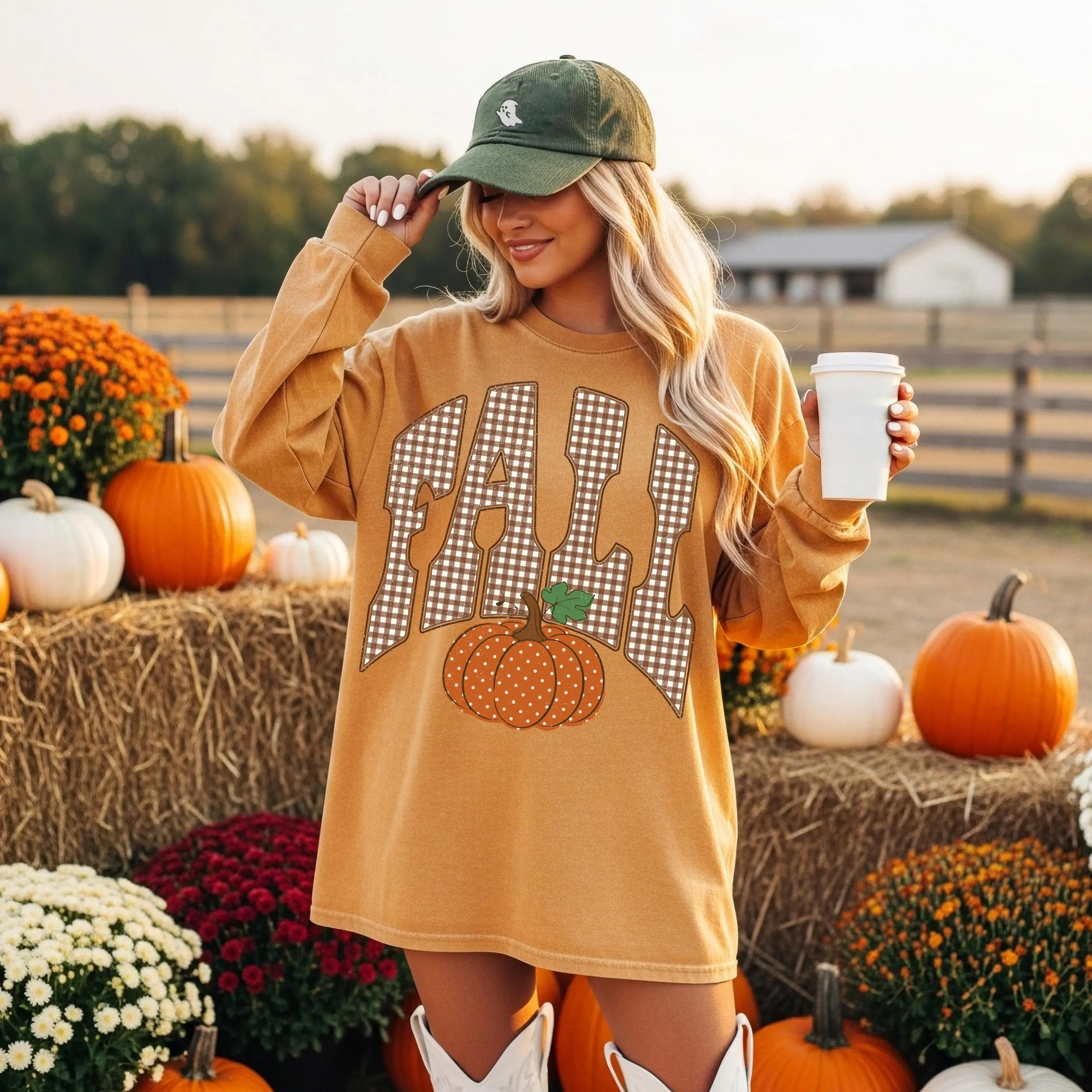 Comfort Colors Retro Fall T-Shirt, Gingham Pumpkin Autumn Graphic Cozy Season Tee