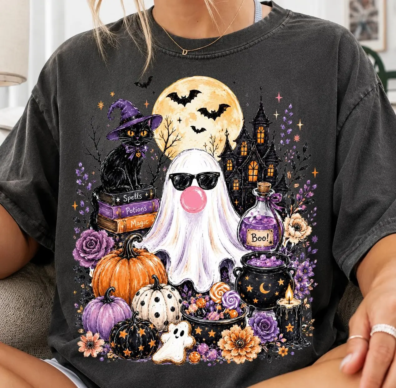Comfort Colors Retro Ghost Blowing Bubble Gum Shirt, Distressed Girly Haunted House Halloween Tee for Women