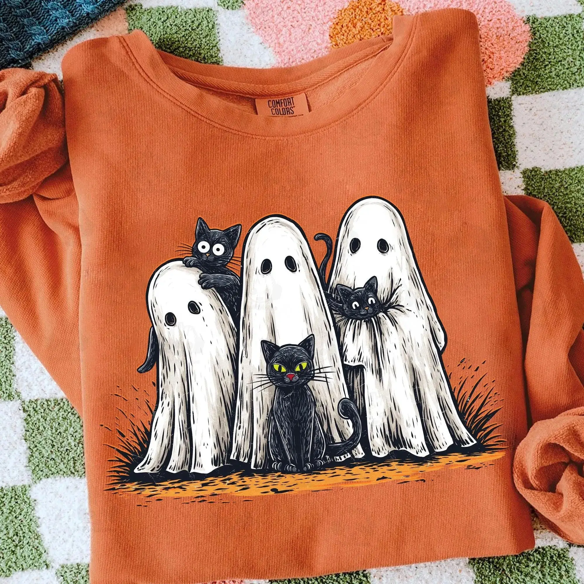 Comfort Colors Retro Ghost Black Cat Halloween T-Shirt, Preppy Floral Spooky Boo Funny Distressed Fall Tee - photo 5