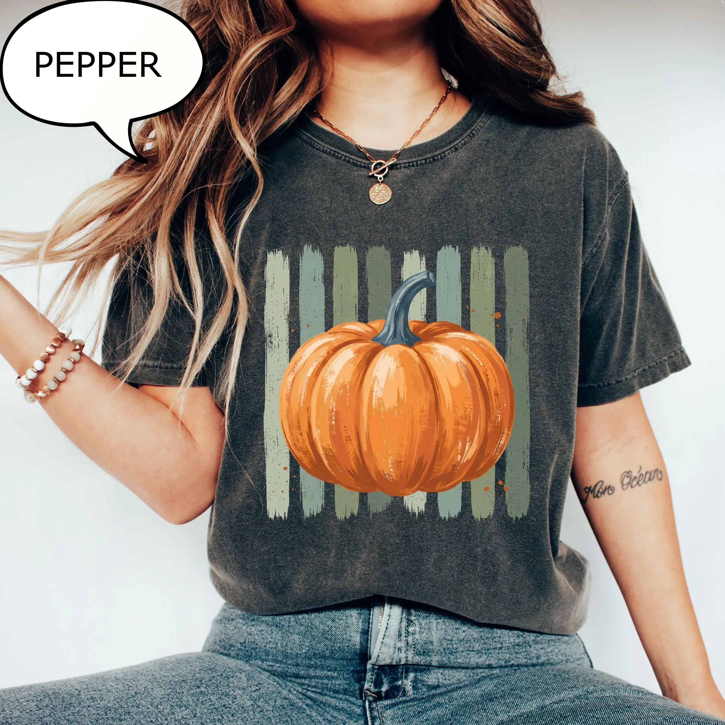 Comfort Colors Retro Pumpkin T-Shirt, Fall Season Graphic Tee, Cozy Autumn Gift for Women