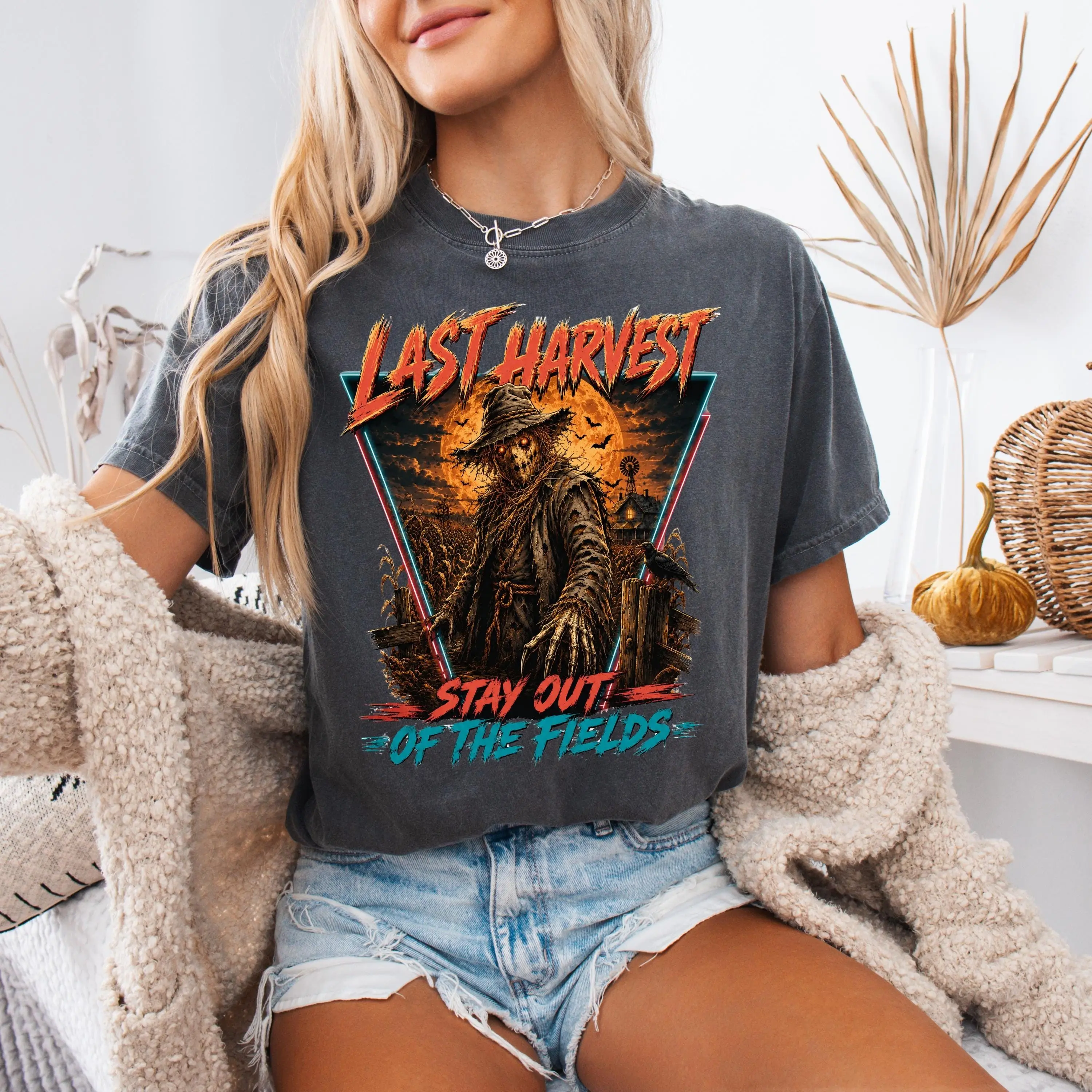 Comfort Colors Retro Scarecrow Horror Shirt, 80s Vintage Halloween Graphic Tee, Scary Spooky Season Top