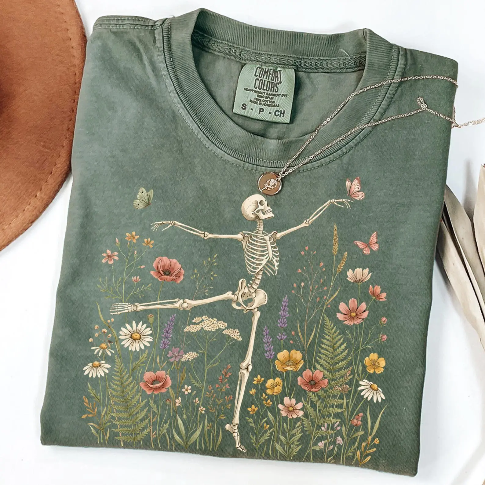 Comfort Colors Skeleton Dancing Arabesque Halloween T-Shirt, Floral Botanical Cottagecore Nature Lover Tee For Women