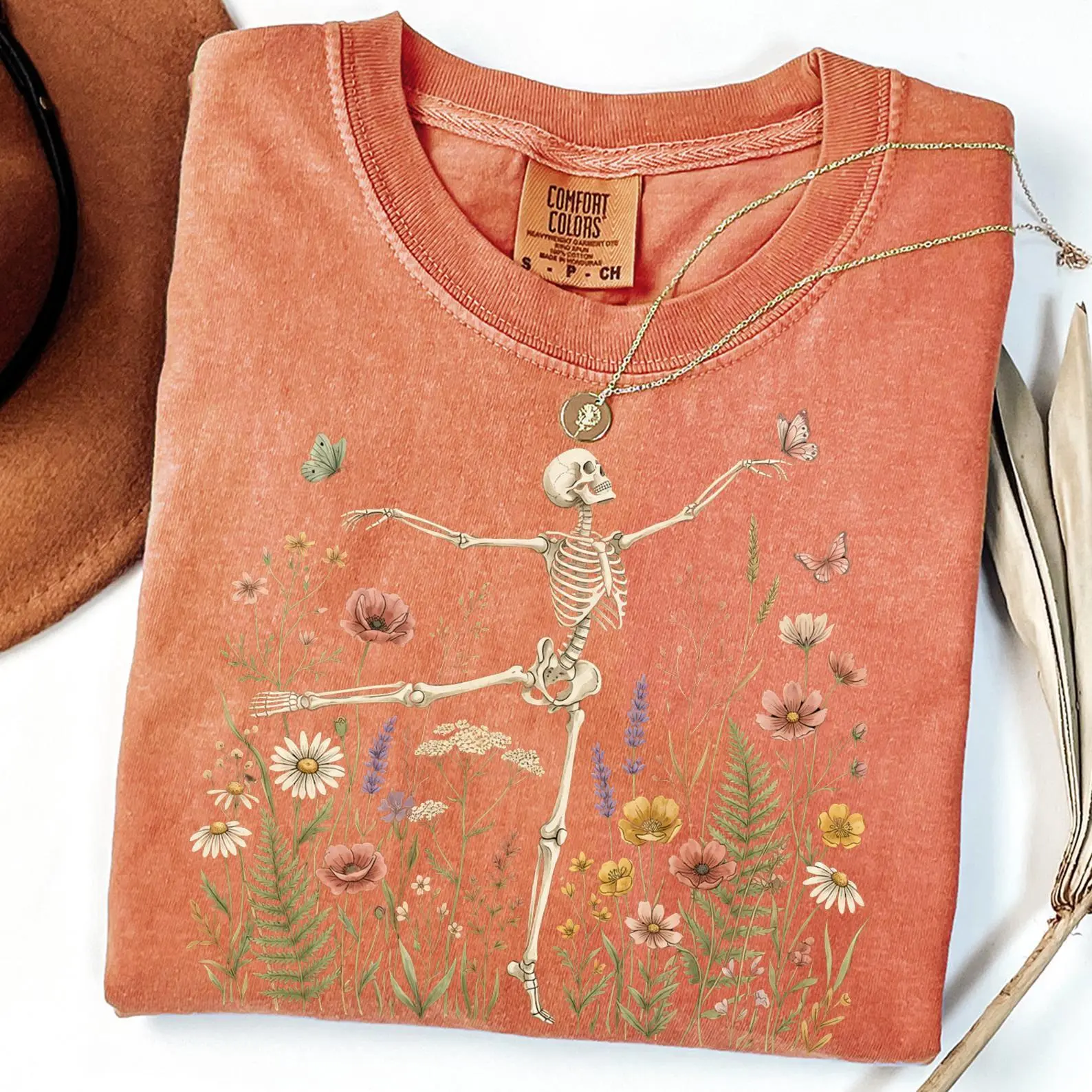 Comfort Colors Skeleton Dancing Arabesque Halloween T-Shirt, Floral Botanical Cottagecore Nature Lover Tee For Women - photo 2