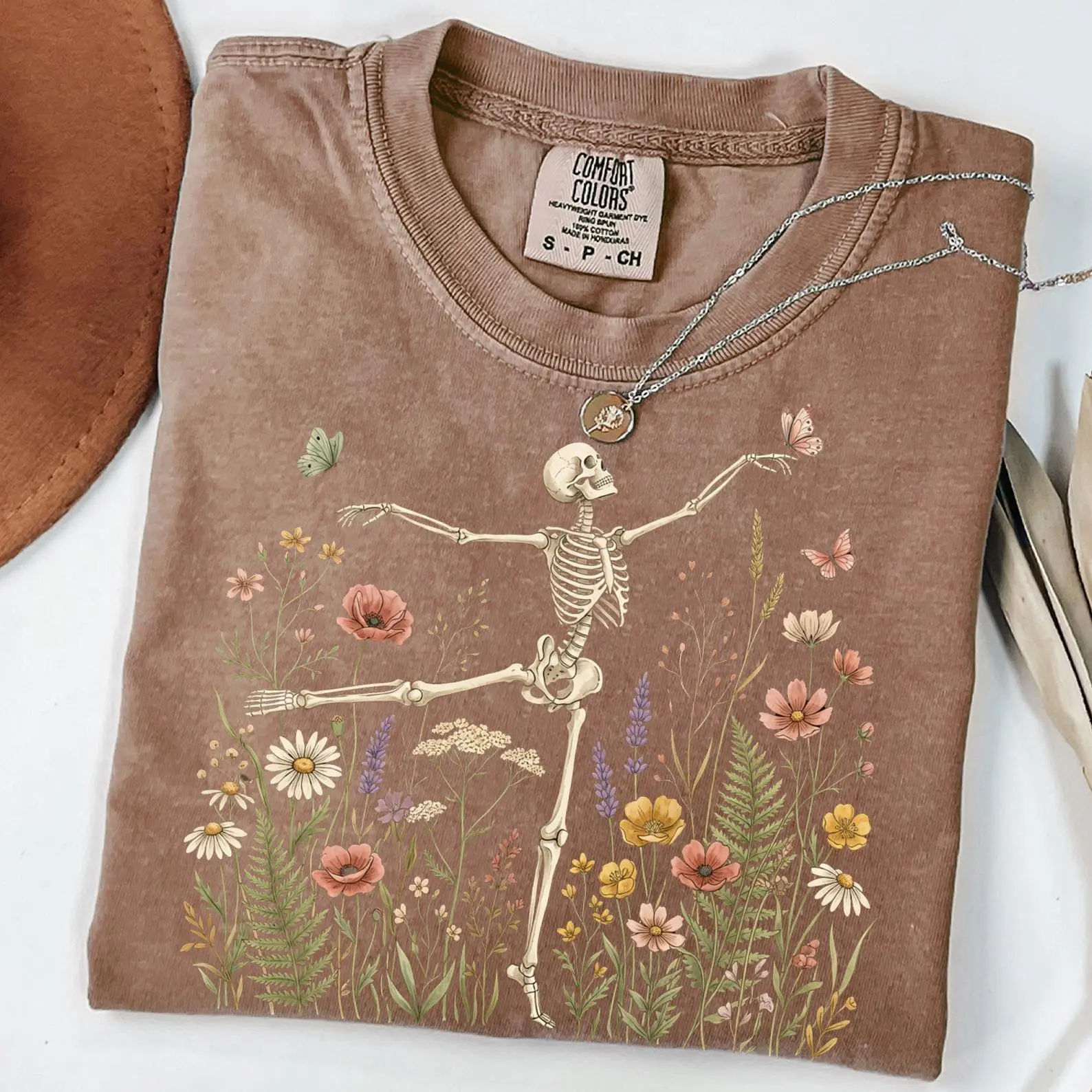 Comfort Colors Skeleton Dancing Arabesque Halloween T-Shirt, Floral Botanical Cottagecore Nature Lover Tee For Women - photo 3