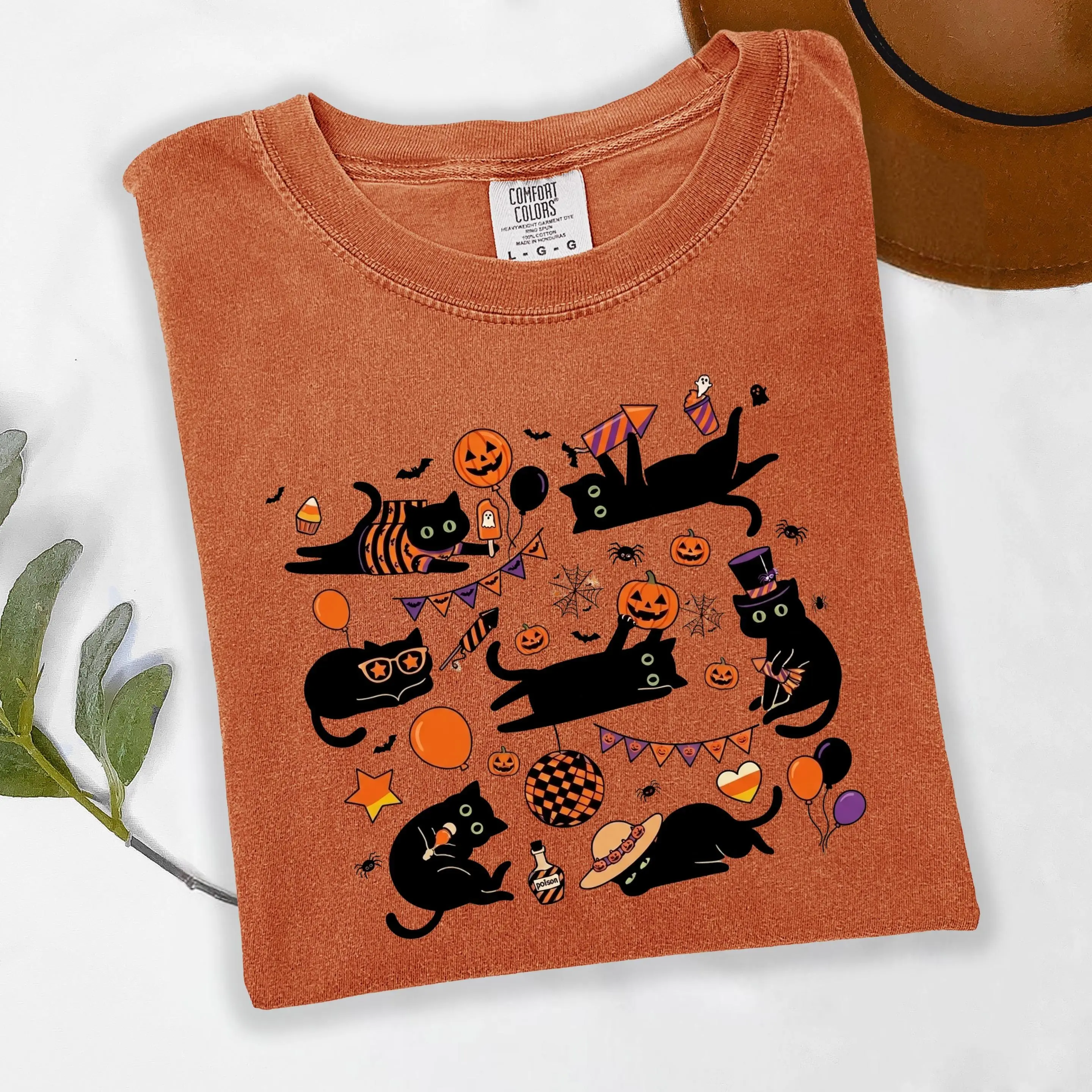 Comfort Colors Spooky Black Cats Shirt, Vintage Halloween Pumpkin Kitty Lover Mom Gift Tee - photo 4