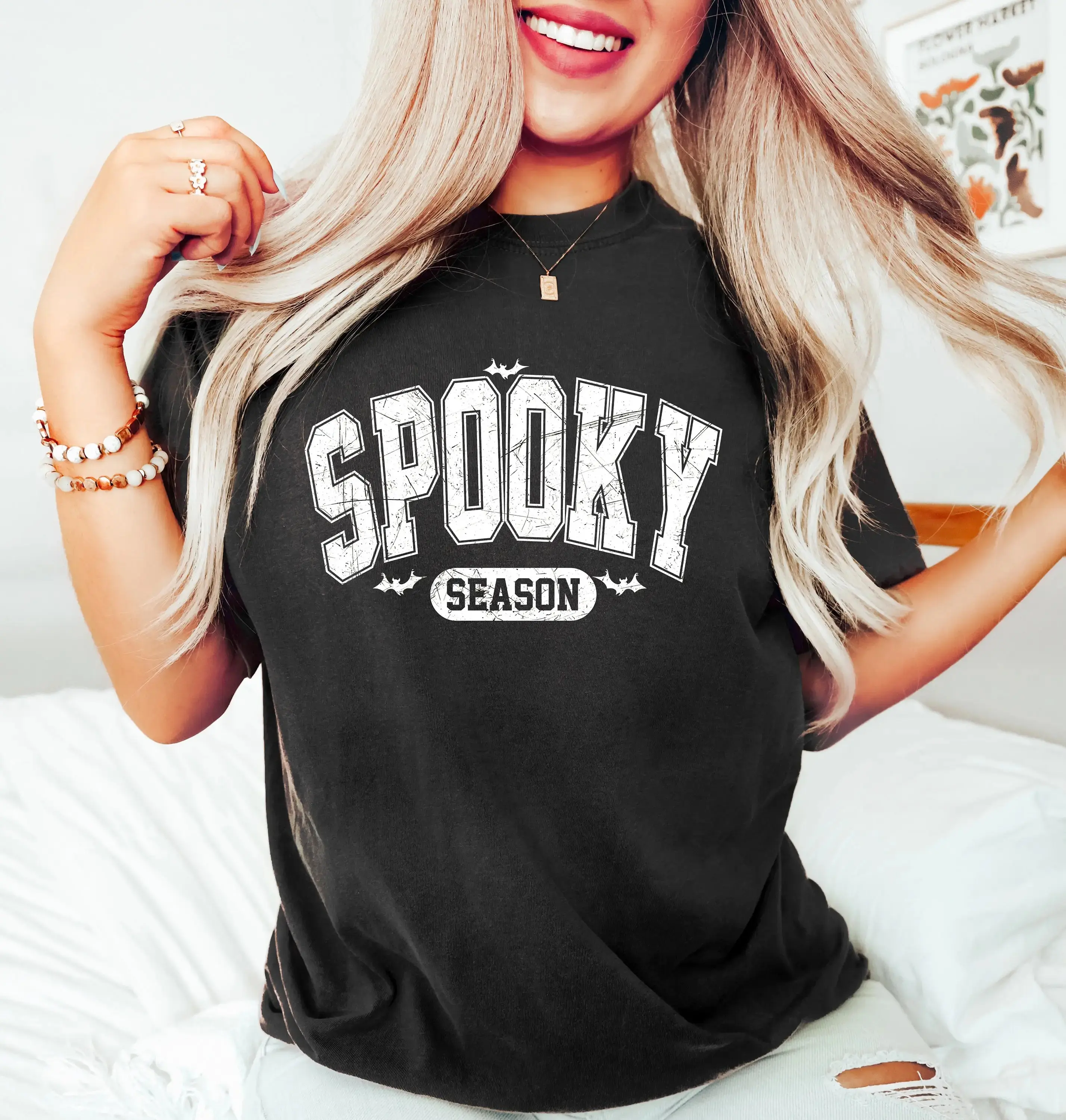 Comfort Colors Spooky Season Shirt, Womens Halloween Gift Tee, Vintage Style Fall Graphic Top for Women