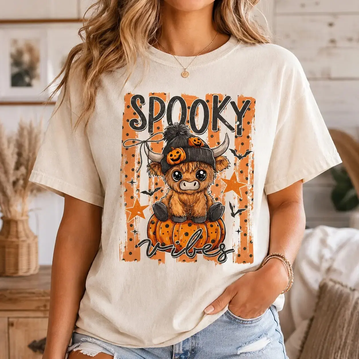 Comfort Colors Spooky Vibes Highland Cow Pumpkin Shirt for Women, Halloween Celebration Tee, Cute Autumn Fall Short Sleeve Top