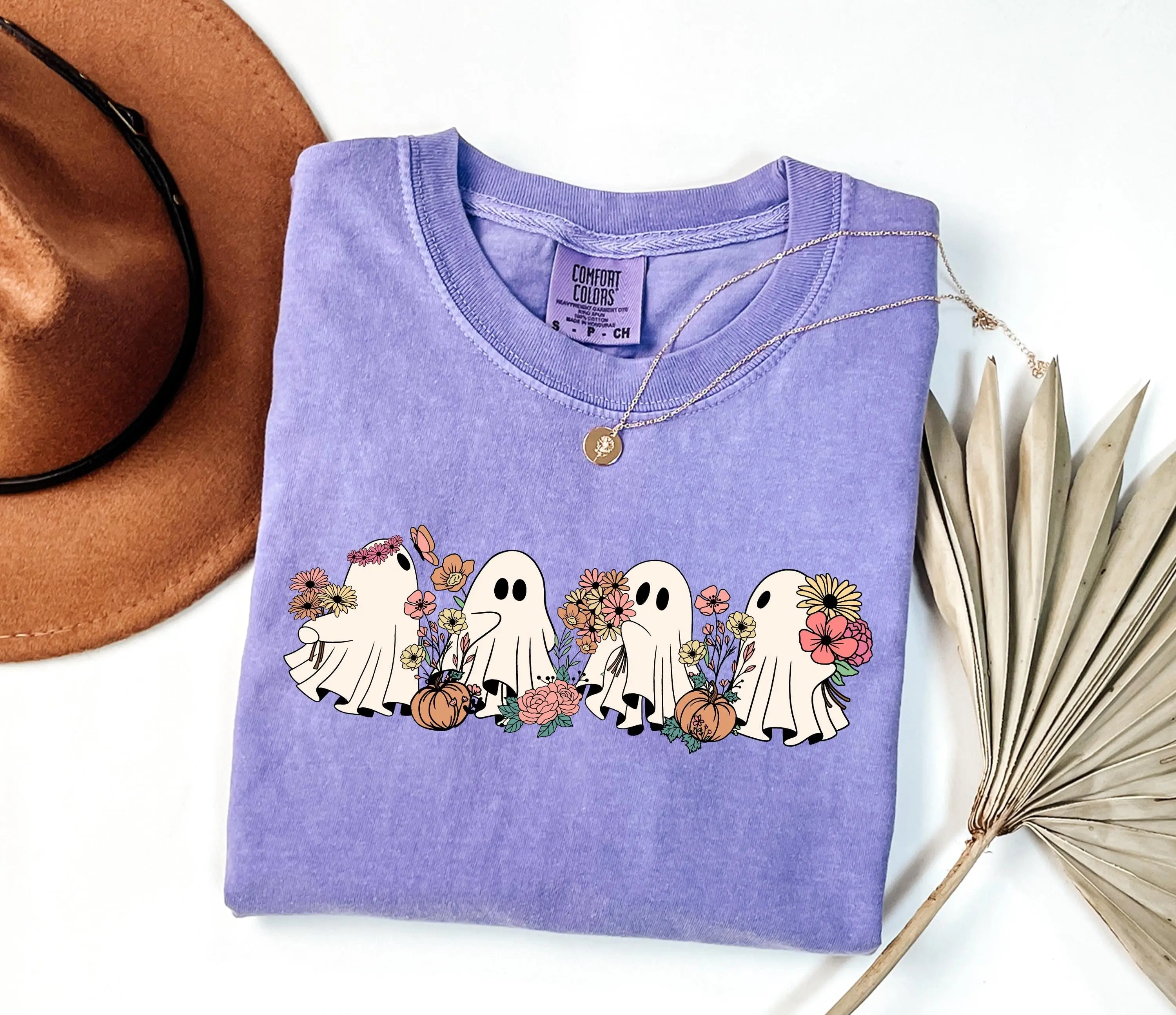 Comfort Colors Cute Ghost Floral Shirt, Spooky Season Tee, Halloween Party Outfit Gift for Women