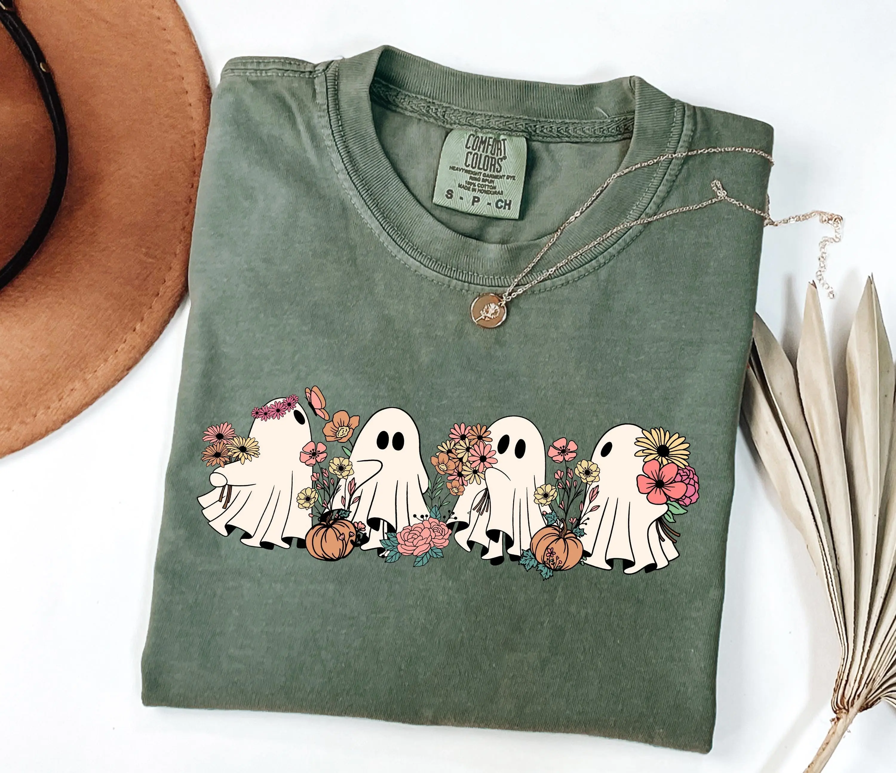 Comfort Colors Cute Ghost Floral Shirt, Spooky Season Tee, Halloween Party Outfit Gift for Women - photo 3