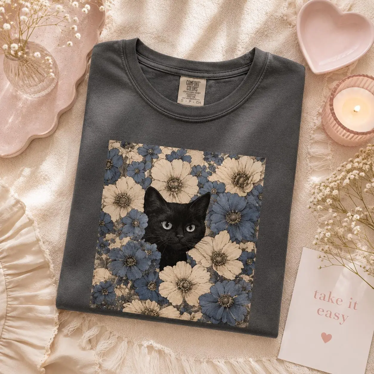 Comfort Colors Vintage 90s Floral Black Cat T-Shirt, Cottagecore Cute Pet Unisex Graphic Tee for Men and Women