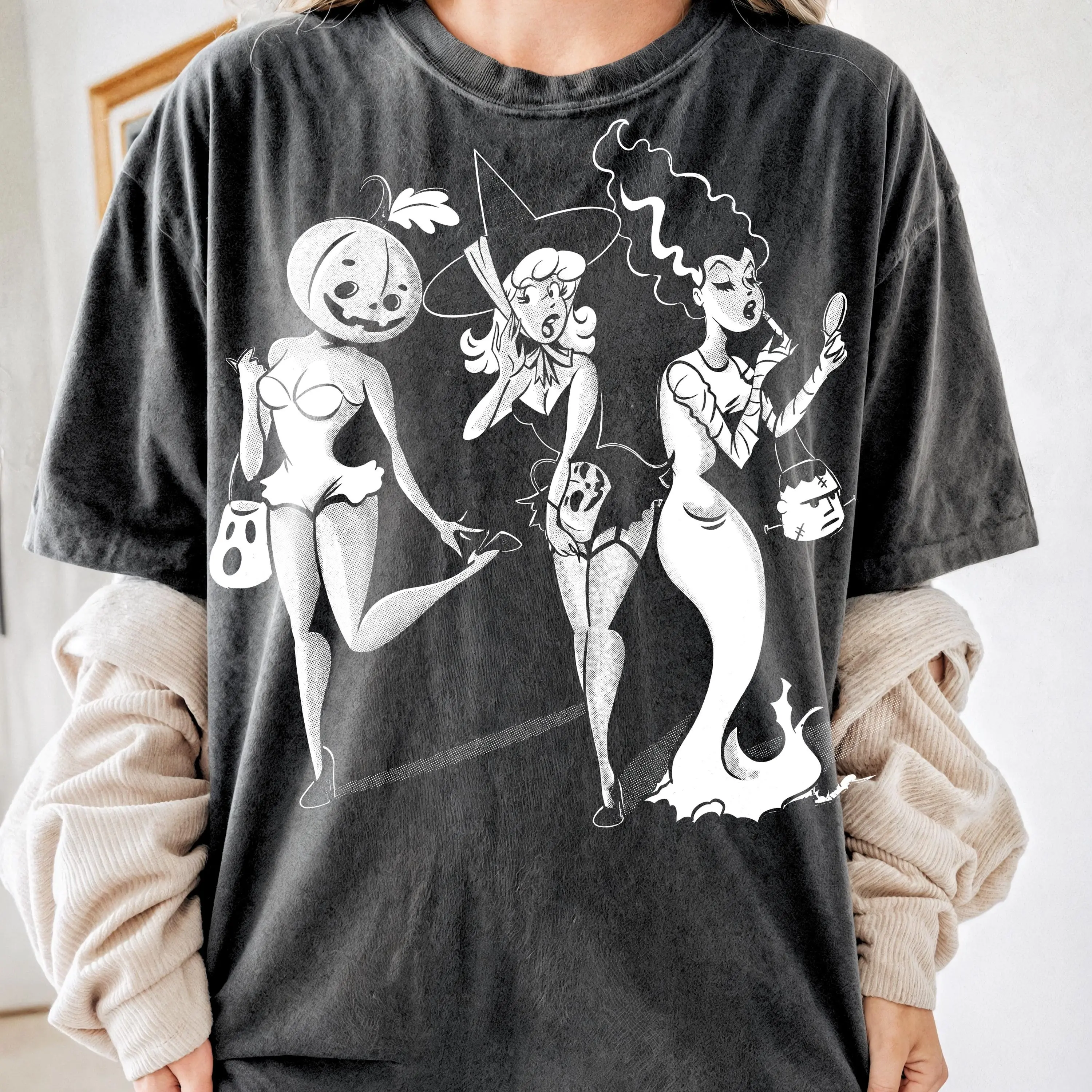Comfort Colors Vintage Halloween Pin Up Shirt, Retro Spooky Witch Bride Pumpkin Babe Graphic Tee for Girls