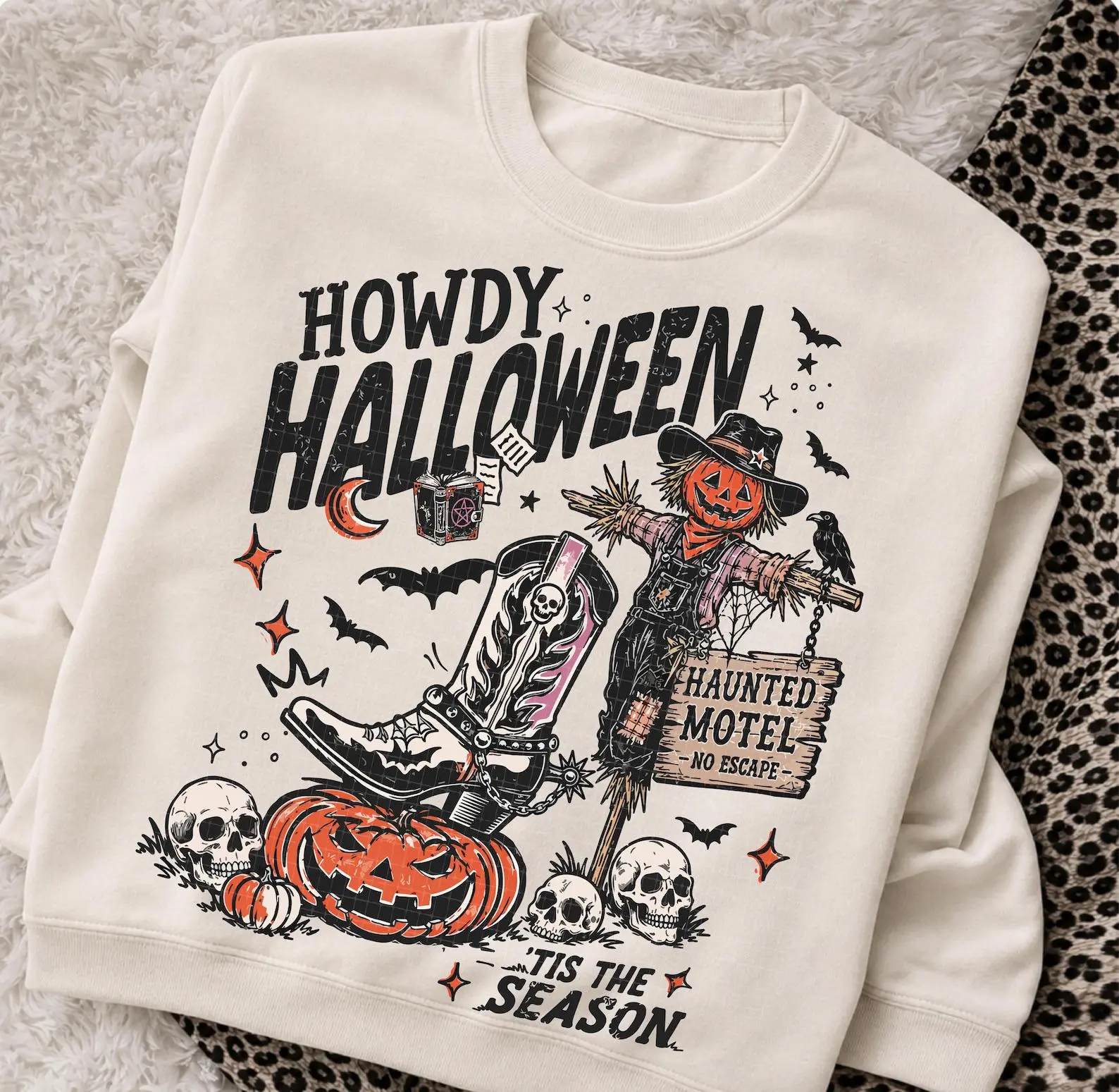 Comfort Colors Western Howdy Halloween Shirt, Striped Haunted Motel Tee, Retro Pumpkins Tis the Season Graphic Top - photo 5