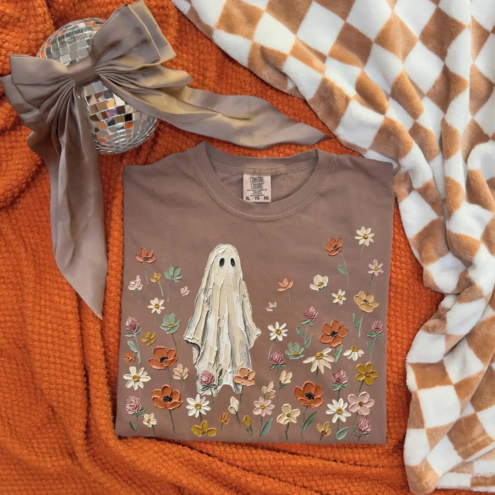 Comfort Colors Wildflowers Ghost Shirt, Spooky Floral Botanical Preppy Cute Fall Halloween Graphic Tee - photo 3