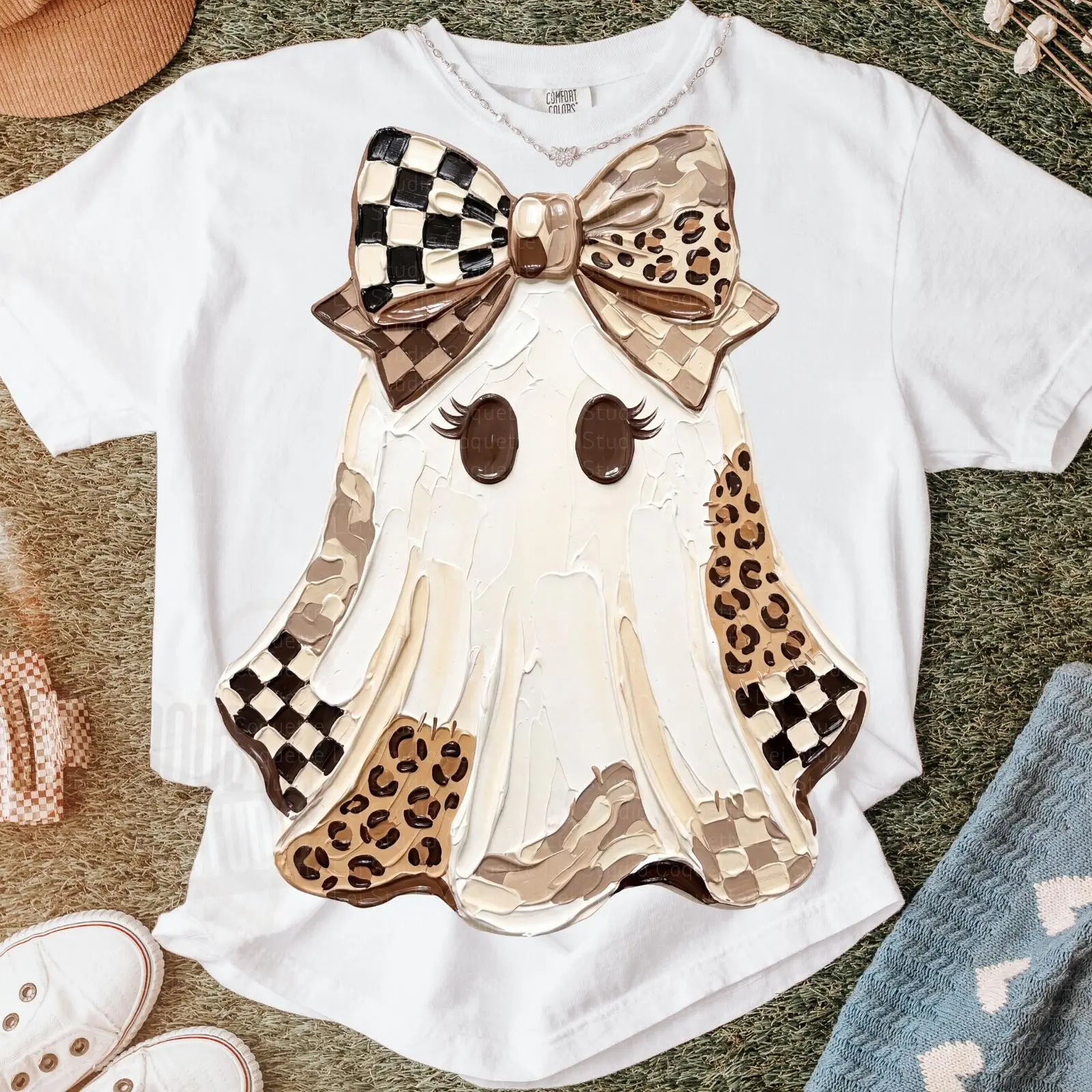 Coquette Pink Ghost T-Shirt, Preppy Retro Bow Tee, Cute Halloween Fall Womens Graphic Short Sleeve Top - photo 2