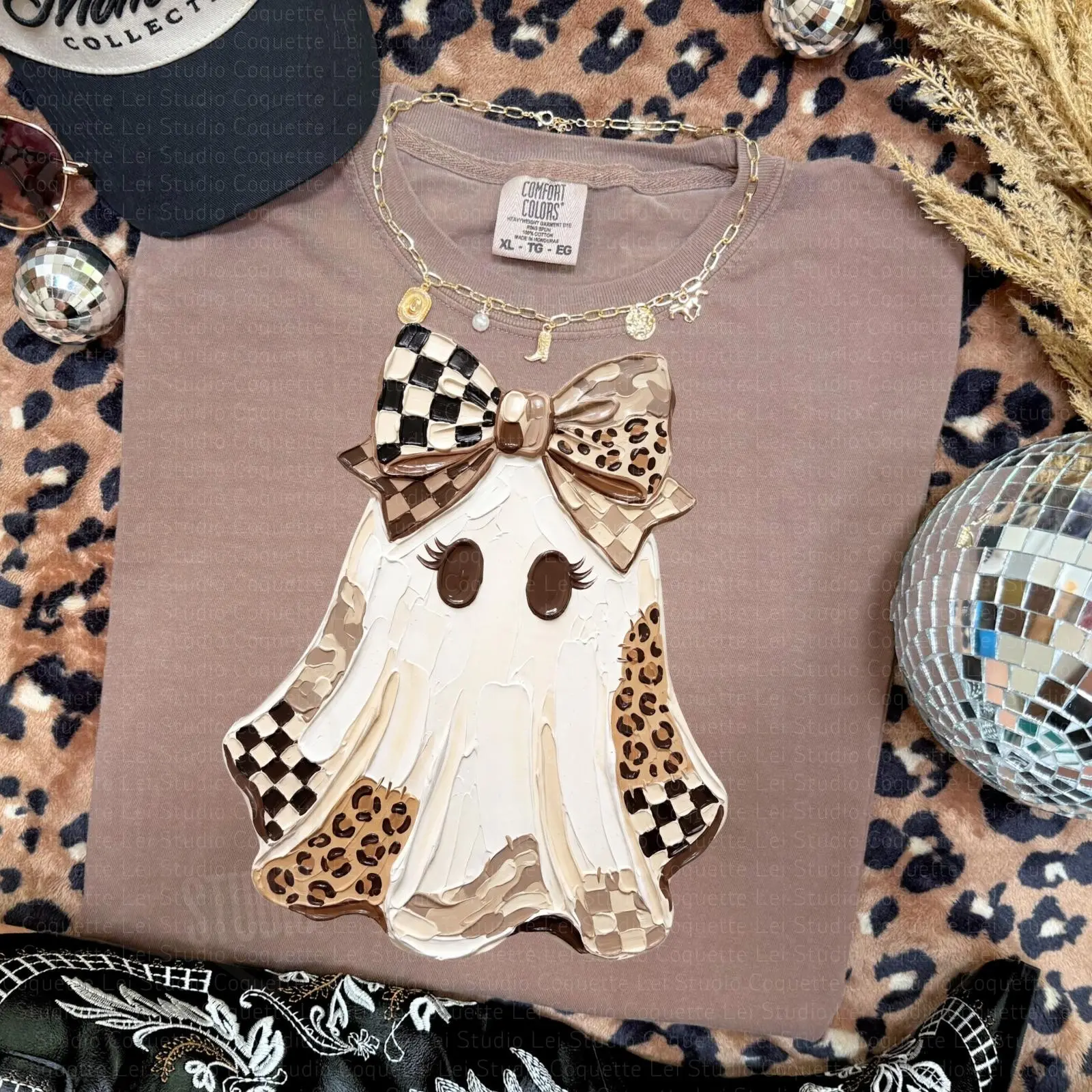 Coquette Pink Ghost T-Shirt, Preppy Retro Bow Tee, Cute Halloween Fall Womens Graphic Short Sleeve Top - photo 4