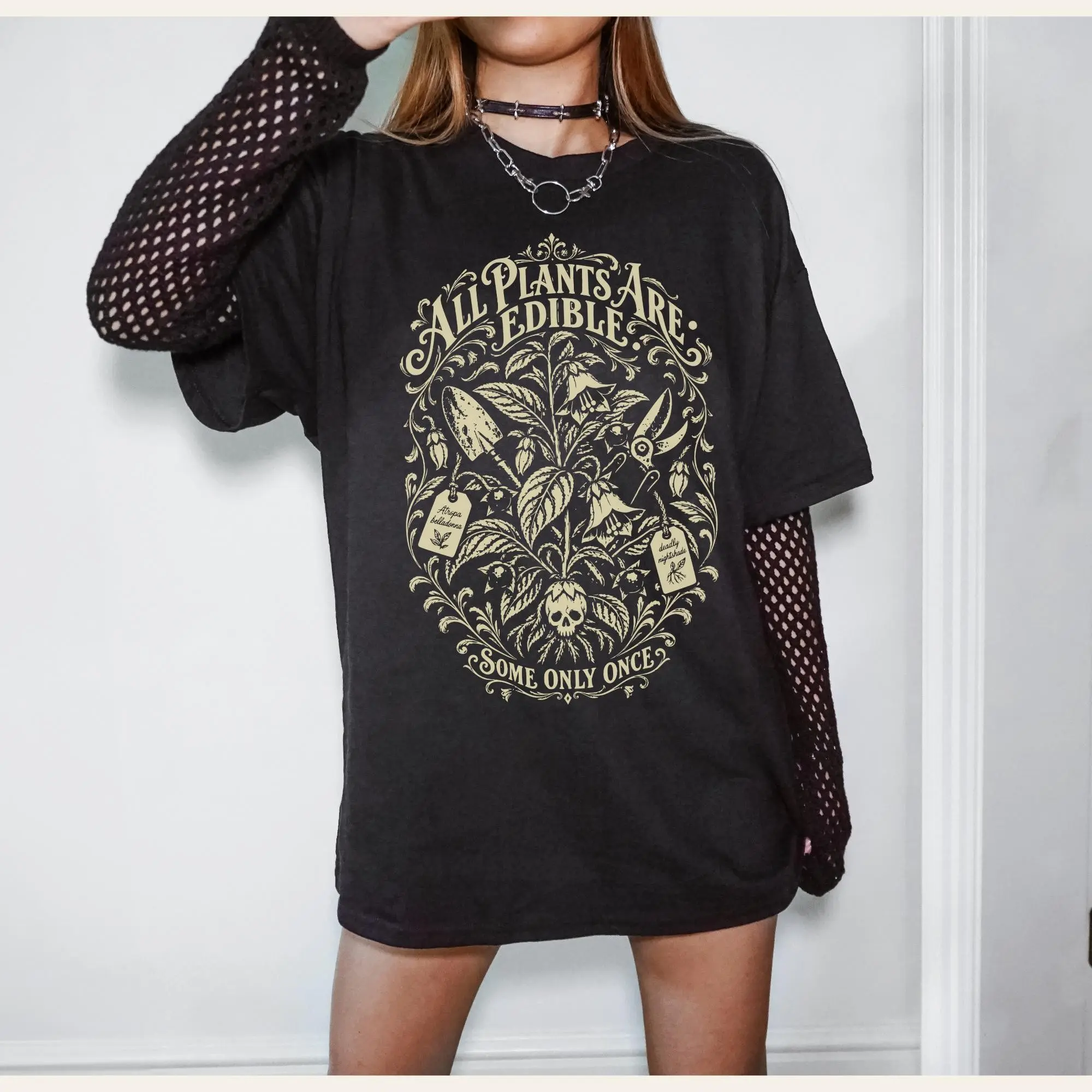 Edible Plants Herbology Poison Halloween Shirt, Funny Deadly Nightshade Botanical Grunge Gothic Skull Tee - photo 5