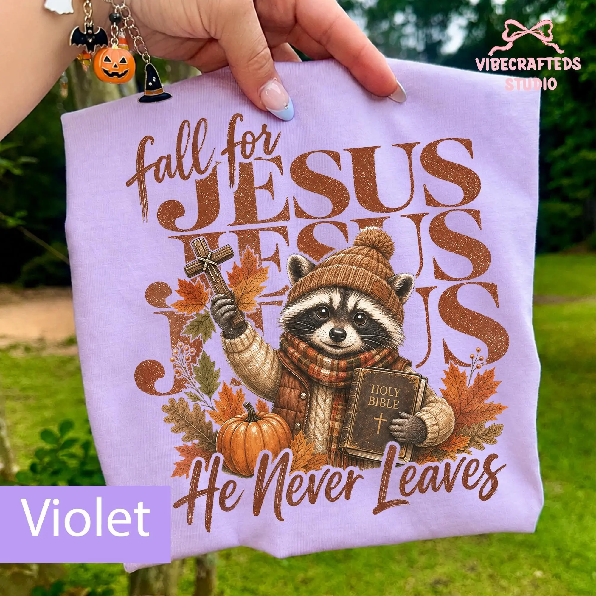 Comfort Colors Fall For Jesus He Never Leaves Sweatshirt, Christian Raccoon Pumpkin Autumn Faith Crewneck - photo 4
