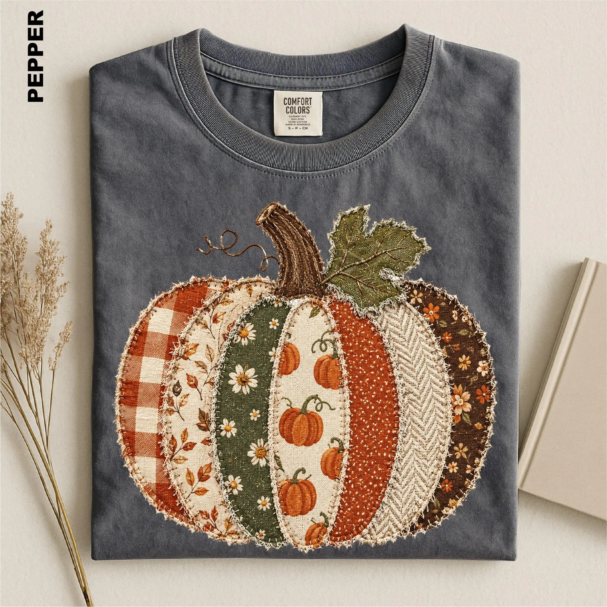 Faux Patchwork Fall Pumpkin Sweatshirt, Comfort Colors Checkered Autumn Thanksgiving Crewneck for Women - photo 5