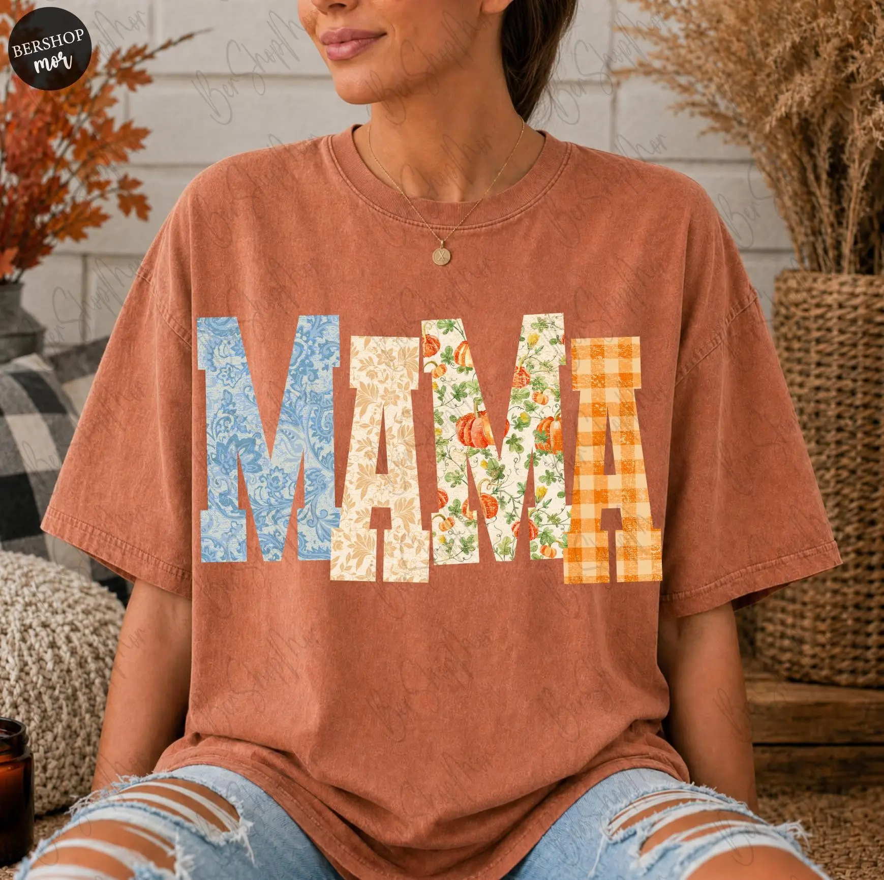 Flannel Mama Fall Letters Sweatshirt, Cozy Pumpkin Season Mom Autumn Vibes Graphic Crewneck for Women