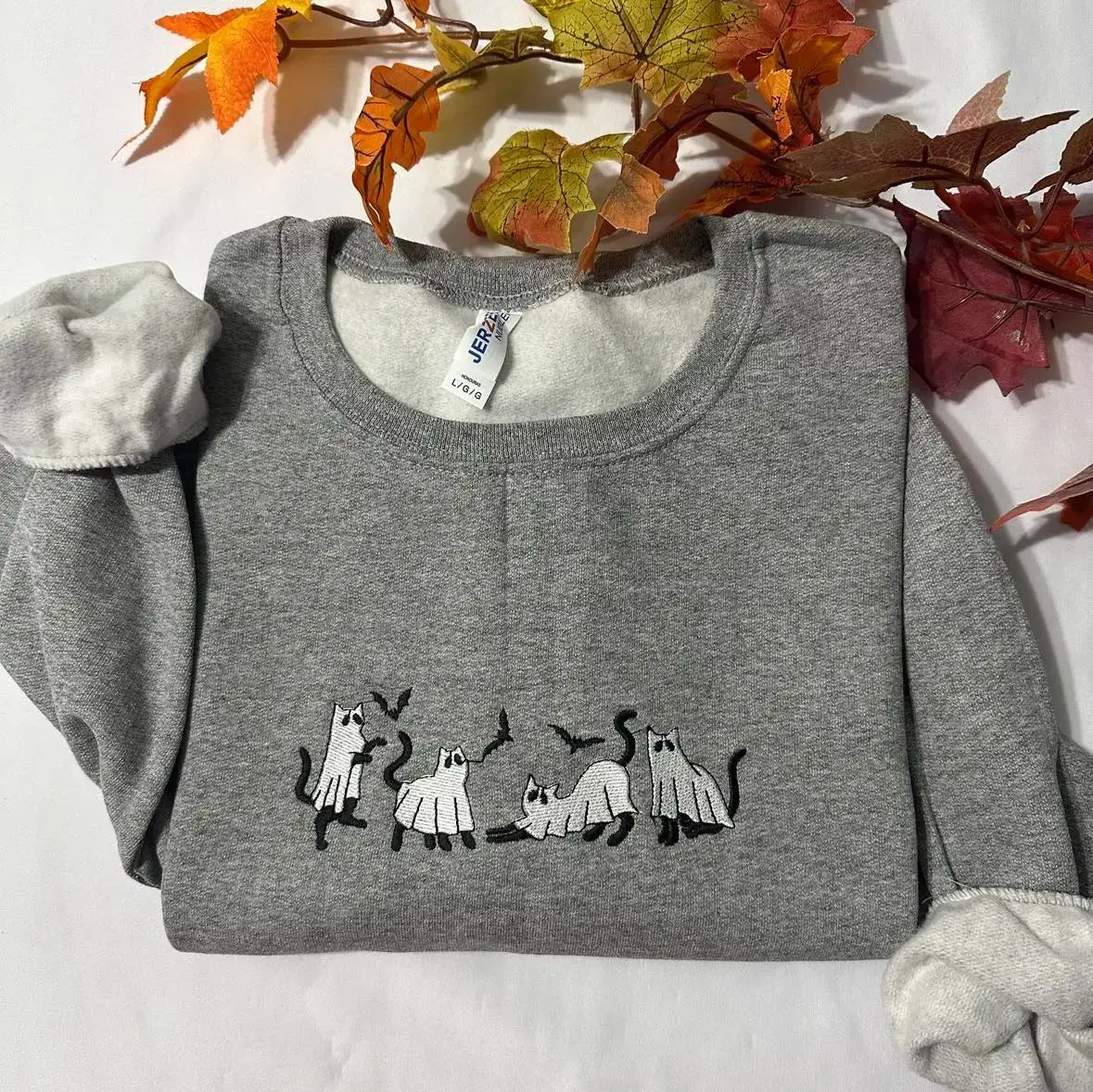 Ghost Cat Embroidered Sweatshirt, Womens Spooky Halloween Vintage Y2K Cute Creepy Fall Long Sleeve Top - photo 2
