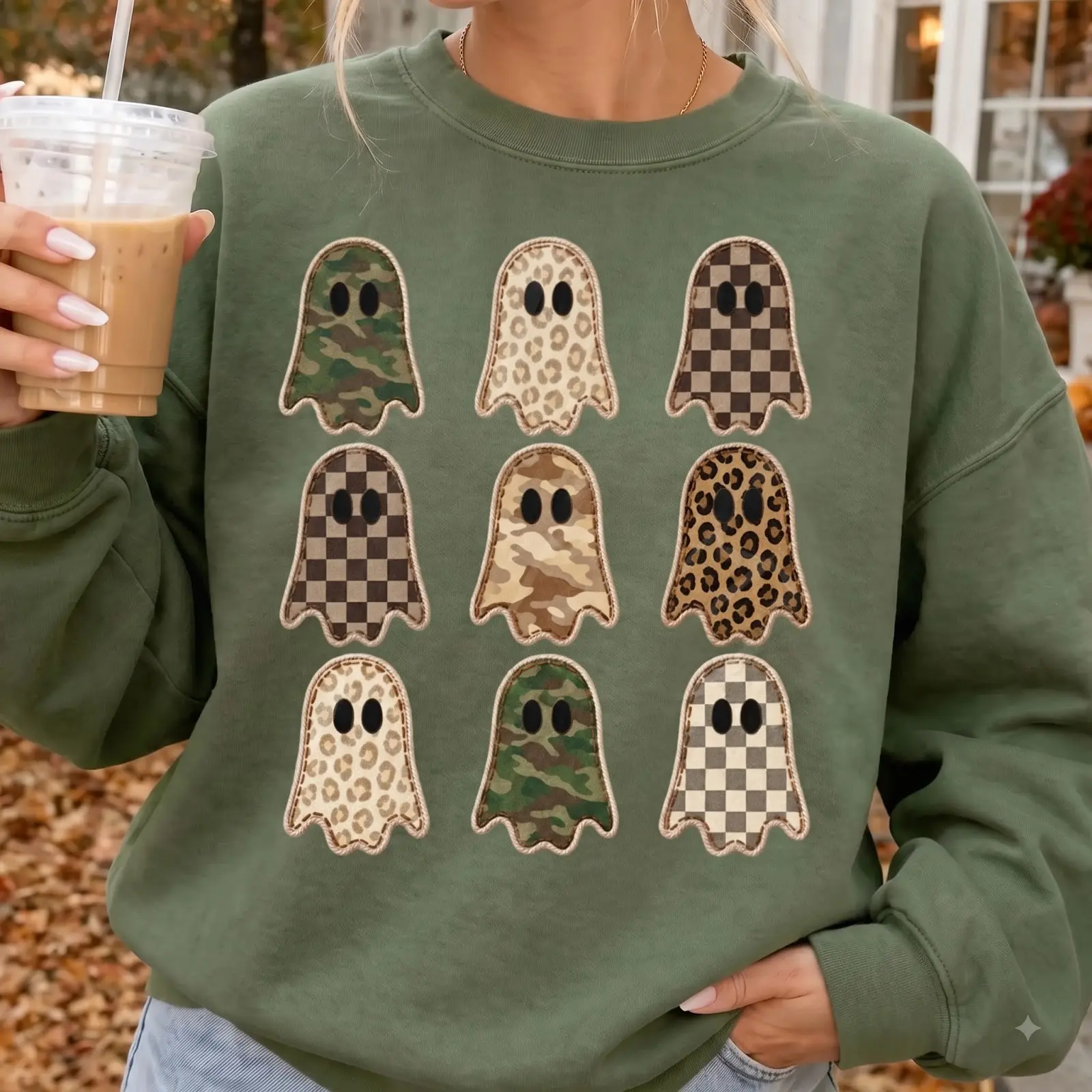 Gildan Retro Patchwork Ghost Sweatshirt, Checkered Trendy Fall Halloween Graphic Crewneck - photo 2