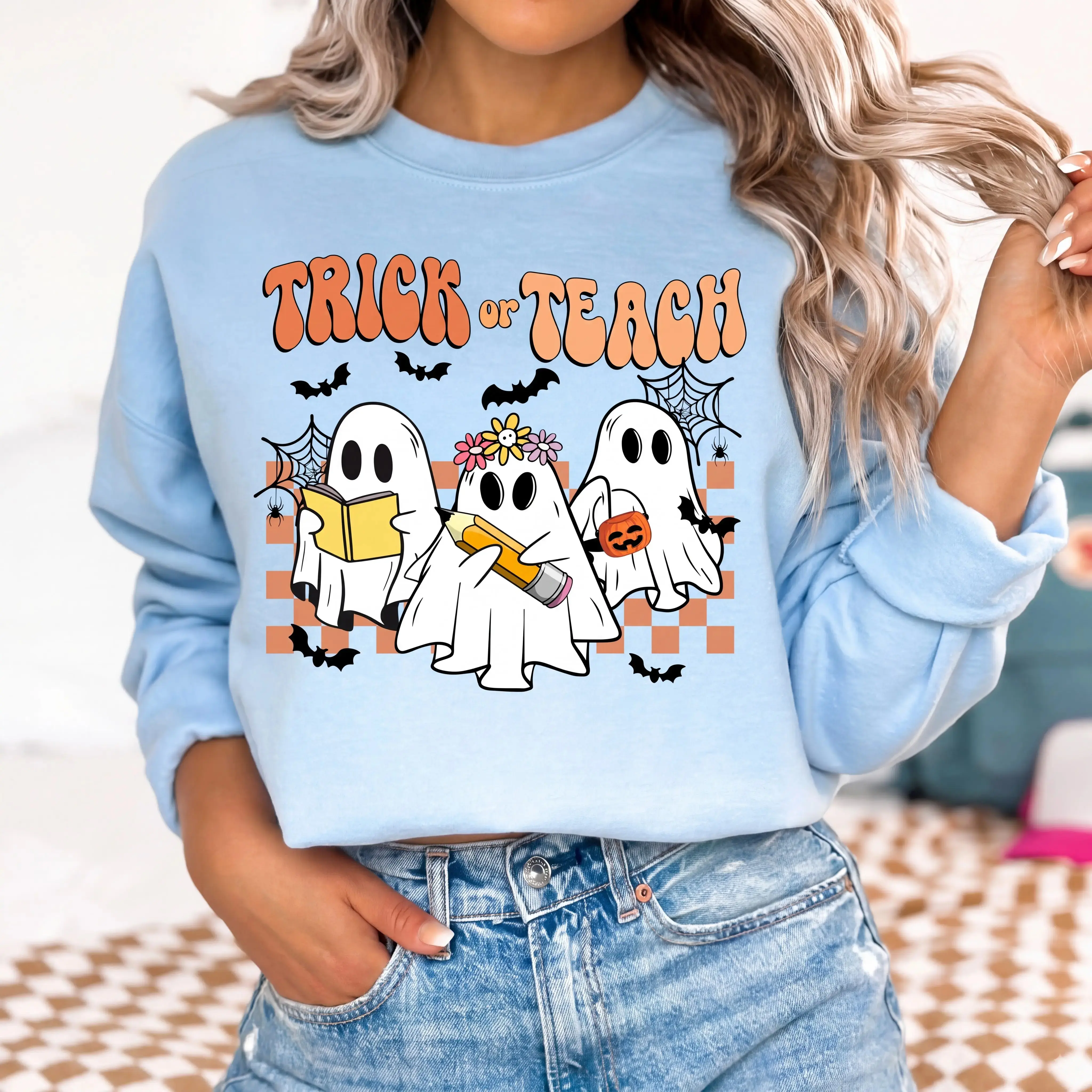 Gildan Trick or Teach Sweatshirt, Funny Teacher Halloween Ghost Pumpkin Graphic Crewneck - photo 5