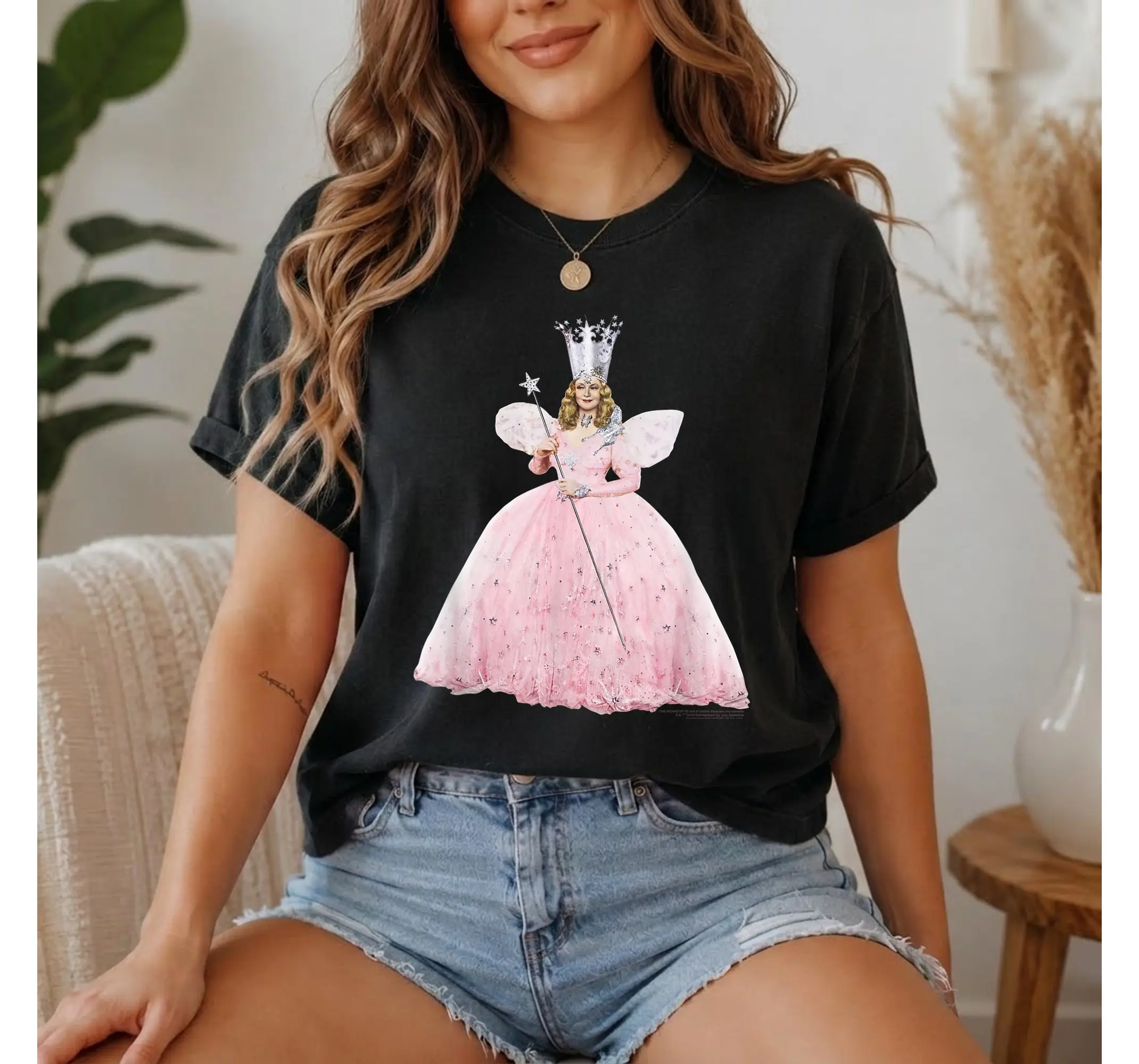 Glinda Good Witch Shirt, Classic Wizard of Oz Retro Movie Fan Graphic Tee - photo 3