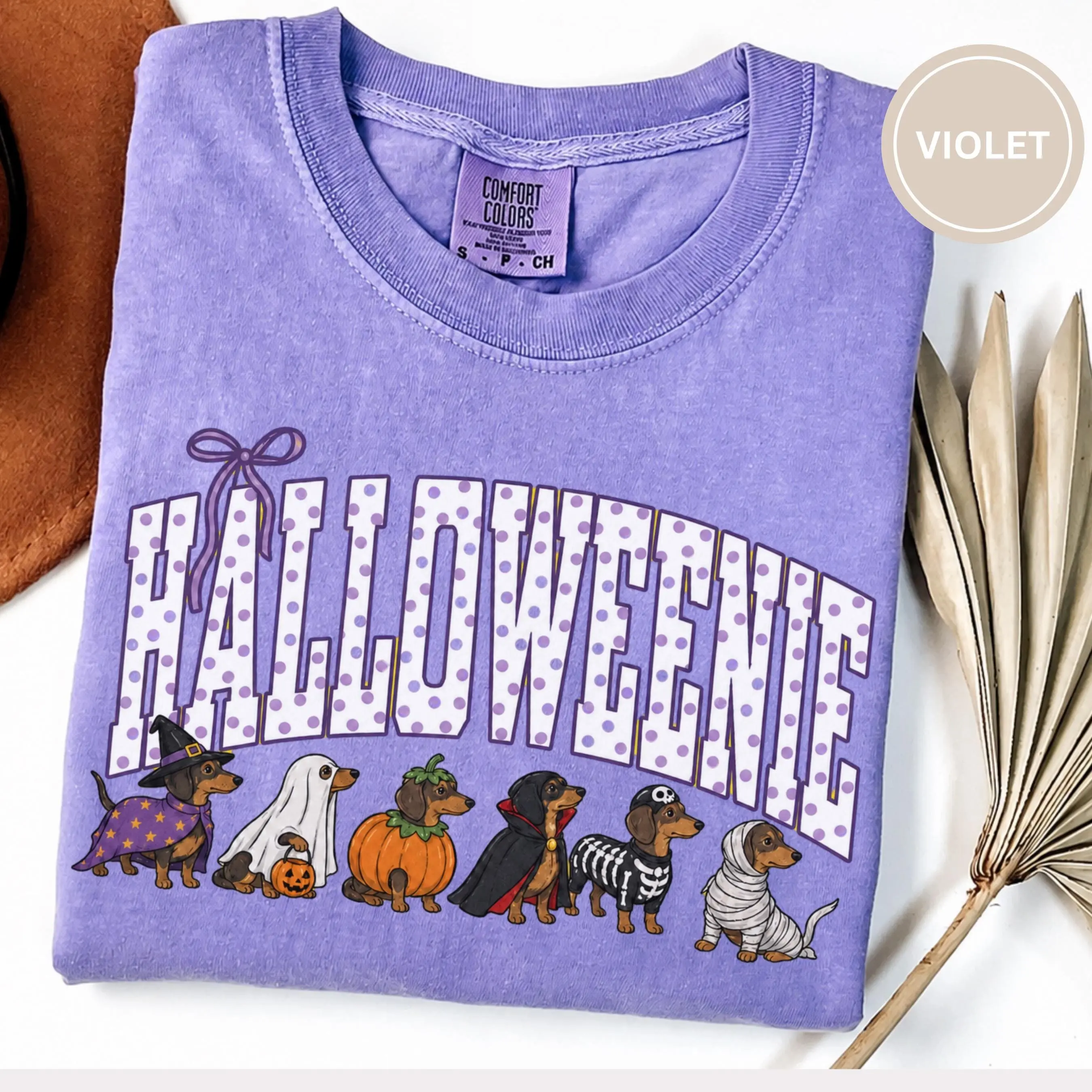 Comfort Colors Halloween Dachshund Hoodie, Funny Halloweenie Wiener Dog Mom Doxie Sausage Spooky Gift