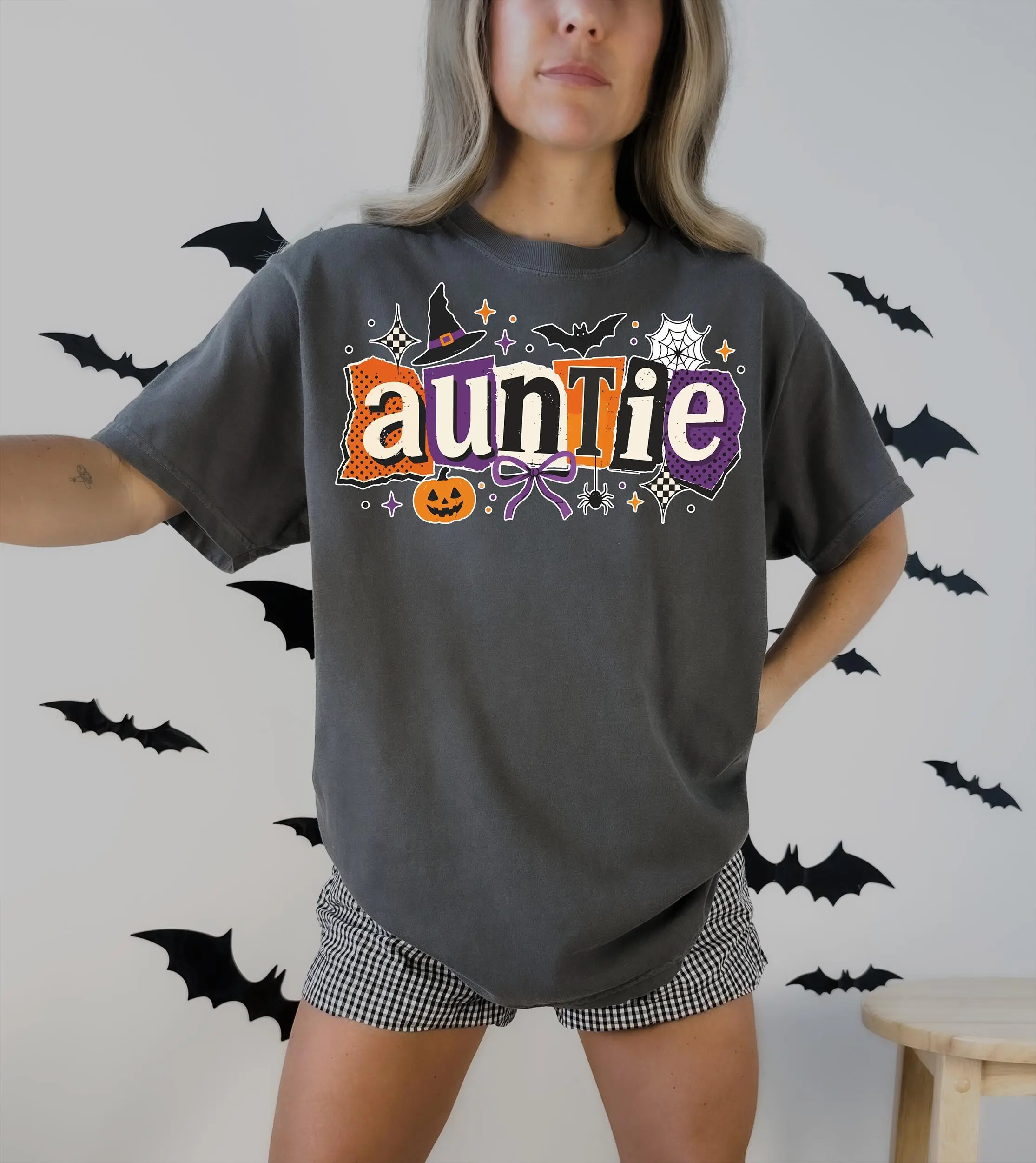 Halloween Family Comfort Colors Sweatshirt, Mama Dada Sister Auntie Matching Pumpkin Graphic Top - photo 4