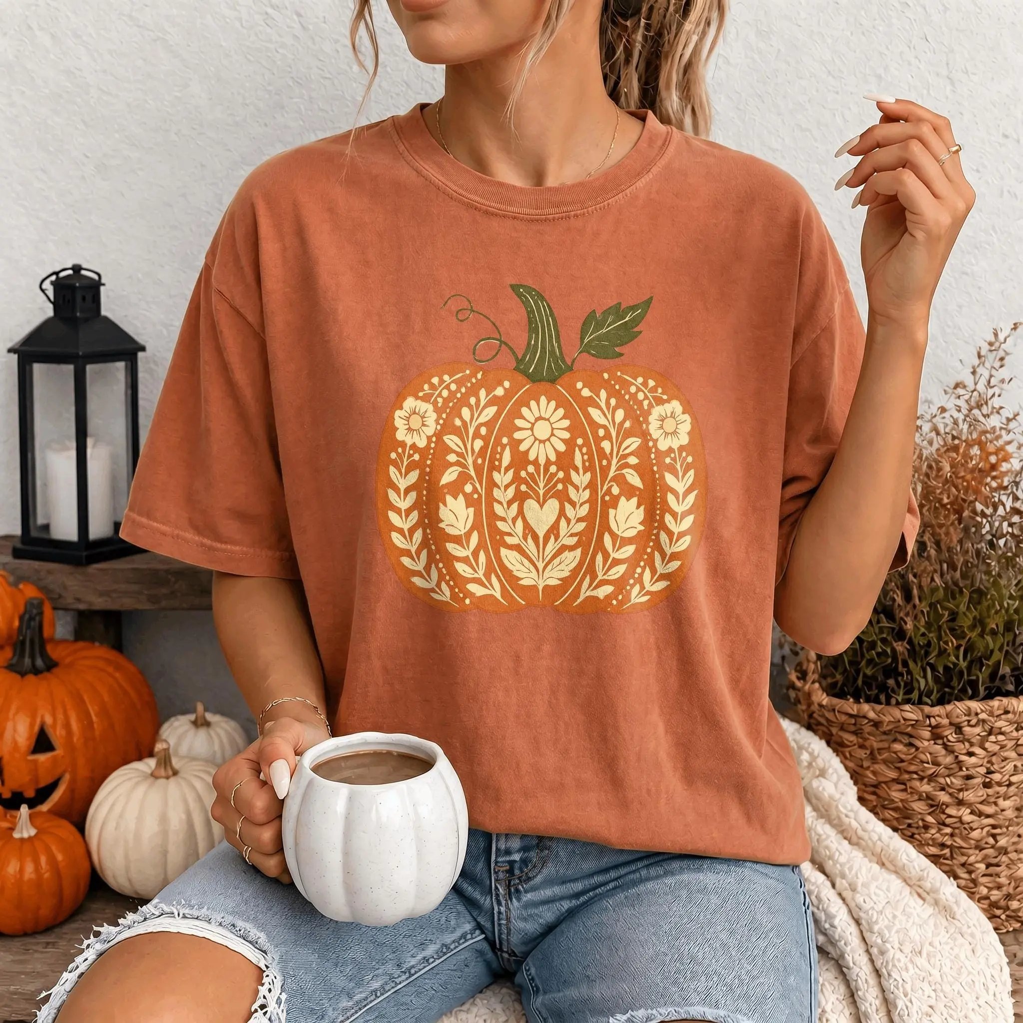 Comfort Colors 1717 Halloween Floral Folk Art Pumpkin T-Shirt for Women, Wildflower Fall Graphic Tee