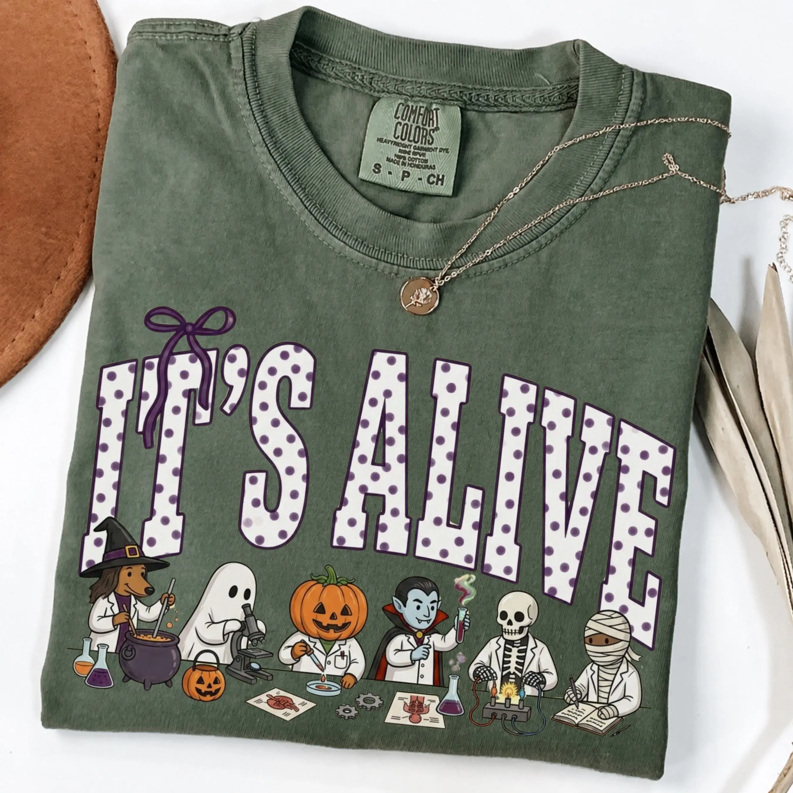 Comfort Colors It's Alive Halloween Science Teacher Shirt, STEM Biology Chemistry Lab Tee, Spooky Gift - photo 4