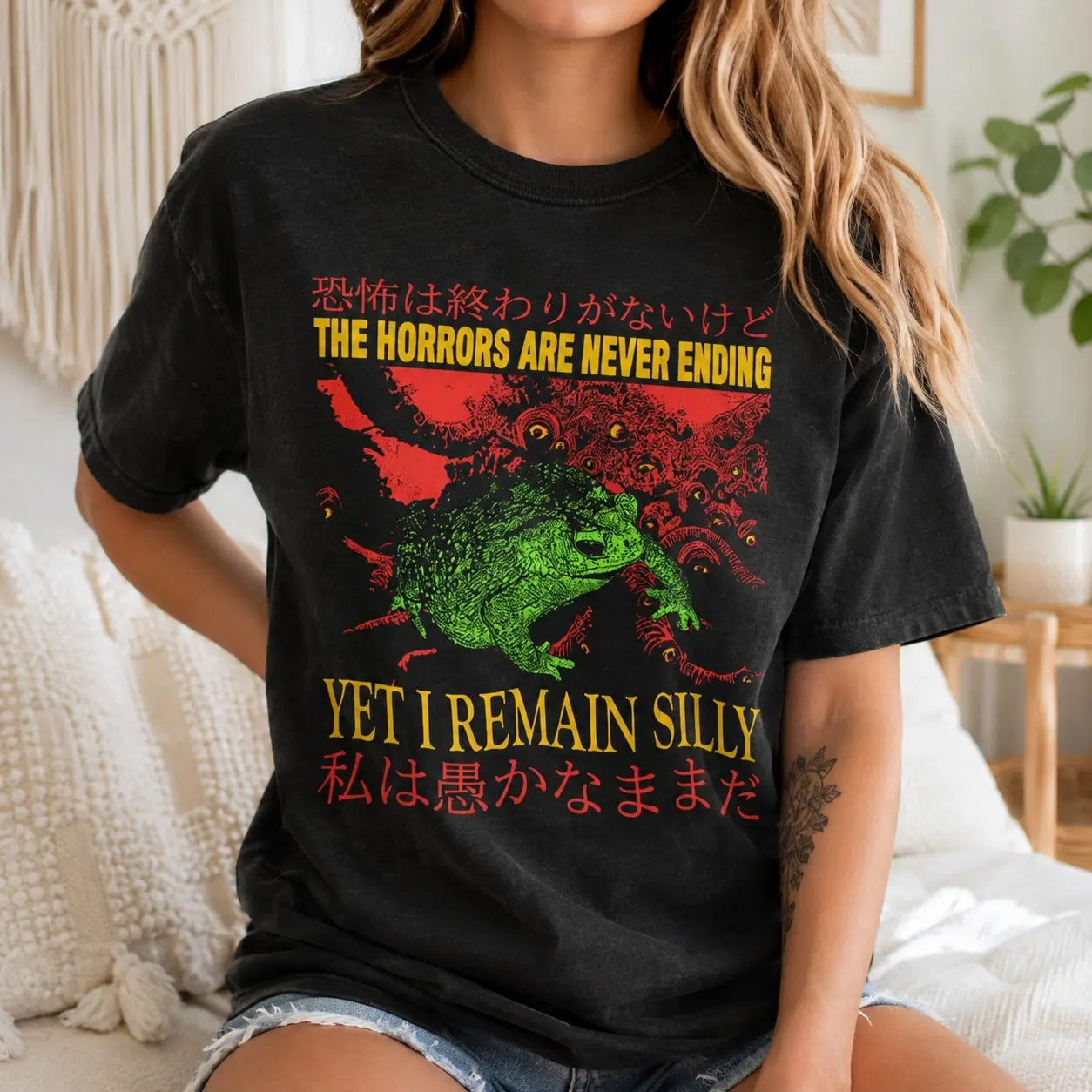 Horrors Are Never Ending Frog Graphic Shirt for Women, Vintage Halloween Tee, Weirdcore Animal Lover Gift