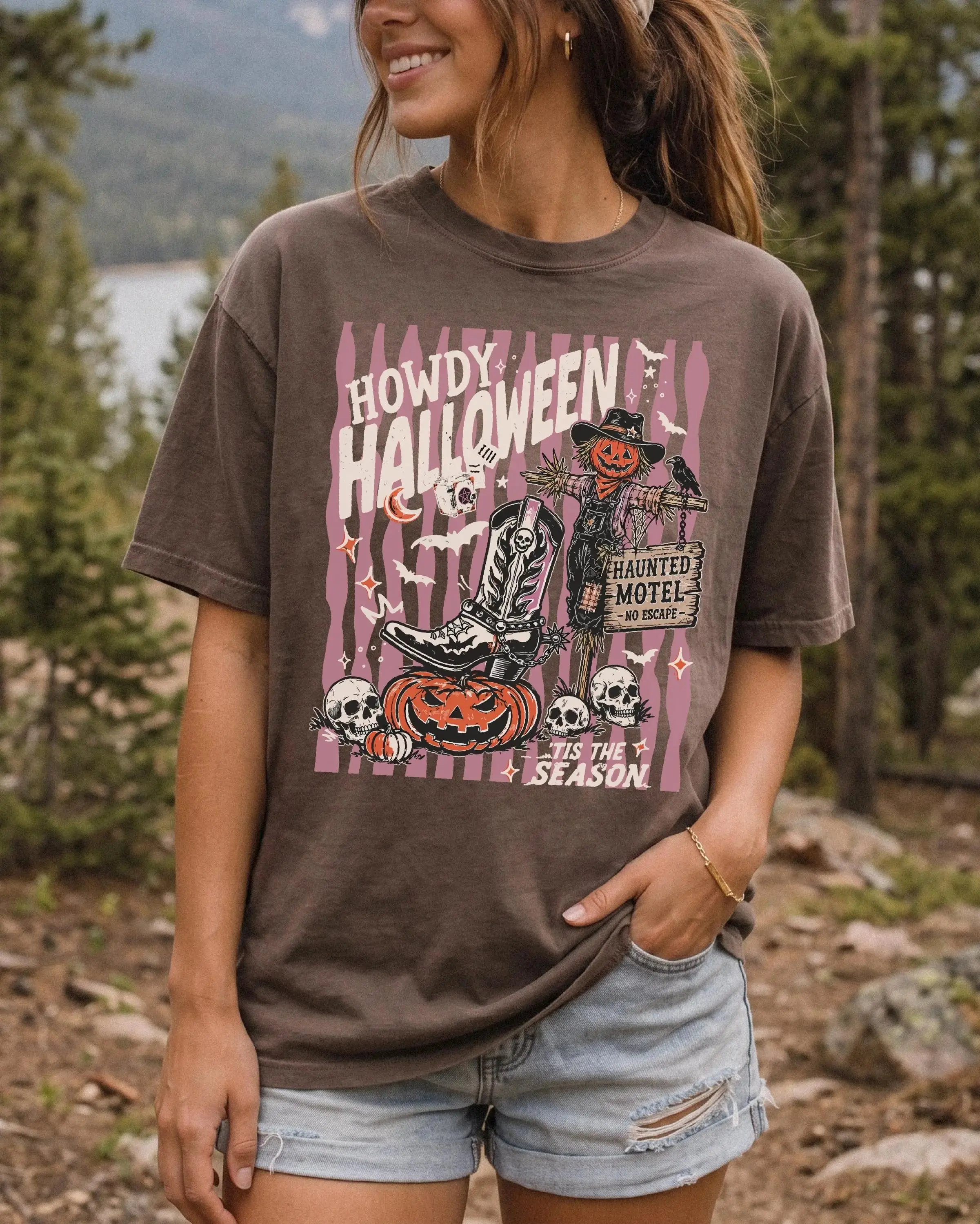 Comfort Colors Howdy Halloween T-Shirt, Western Cowgirl Country Retro Spooky Season Fall Tee for Women - photo 3