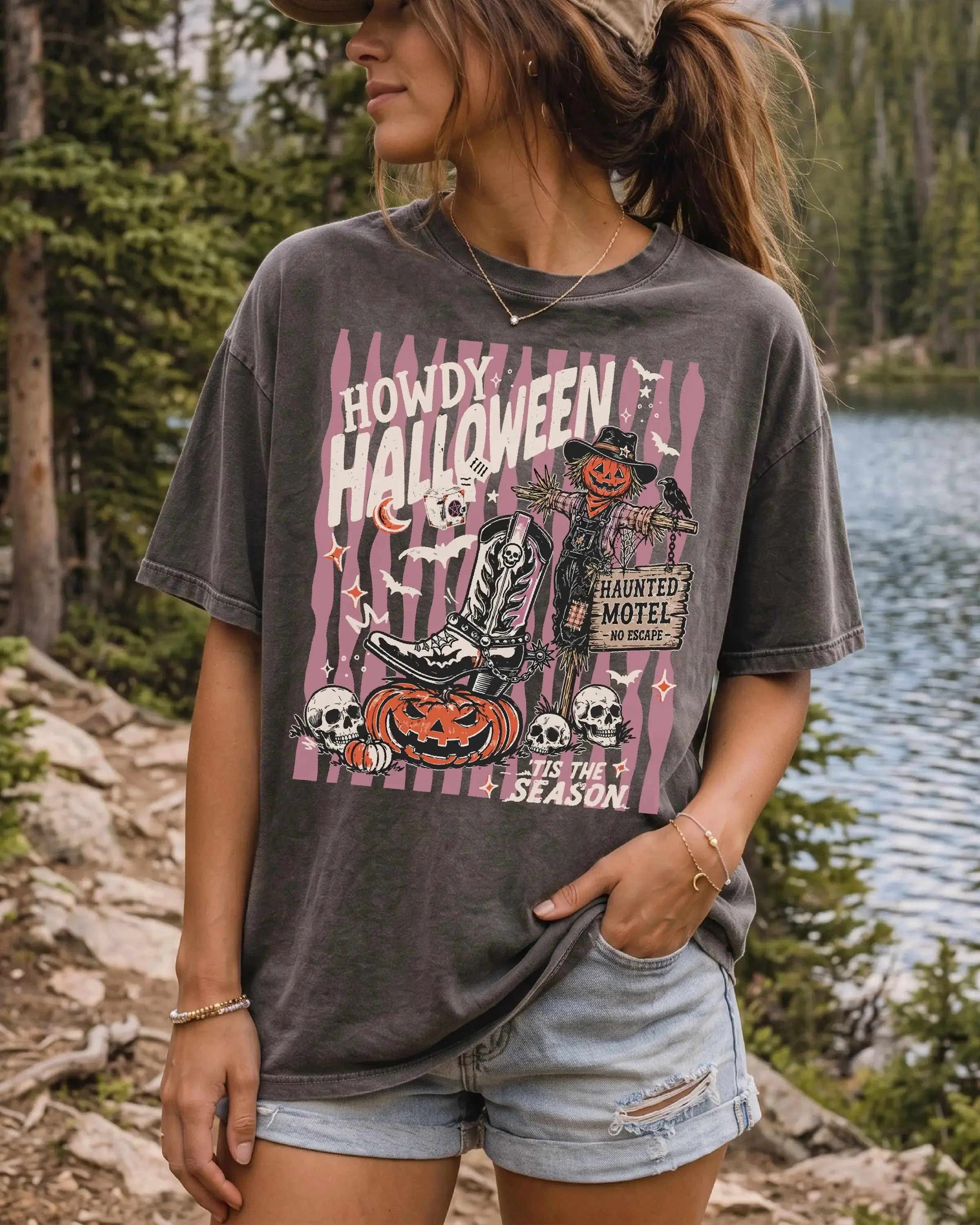 Comfort Colors Howdy Halloween T-Shirt, Western Cowgirl Country Retro Spooky Season Fall Tee for Women - photo 5