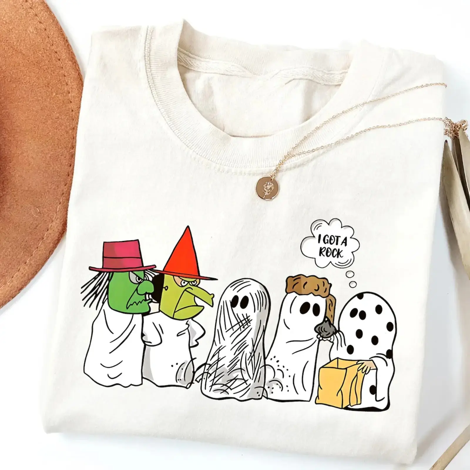I Got a Rock Halloween T-Shirt for Women, Funny Ghost Meme Retro Spooky Trick or Treat Crewneck Pullover - photo 1
