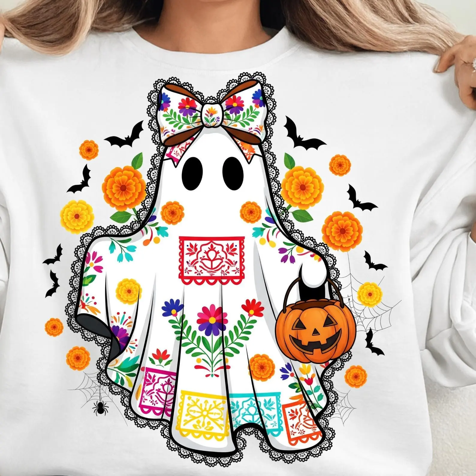 Lace Ghost Halloween Sweatshirt for Women, Mexican Dia de los Muertos Cute Spooky Marigold Sugar Skull Crewneck