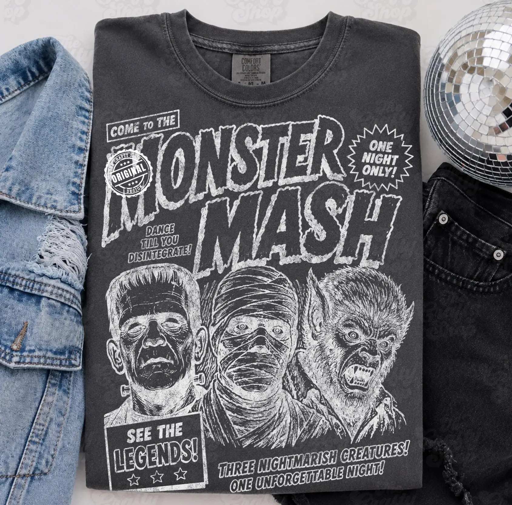 Monster Mash Graphic Tee, Vintage Classic Retro Horror Creature Spooky Season Halloween Shirt for Women - photo 4