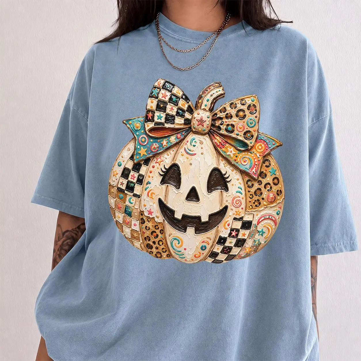 Comfort Colors Neutral Checkered Leopard Pumpkin Shirt, Coquette Bow Jack O Lantern Beige Fall Halloween Gift - photo 4