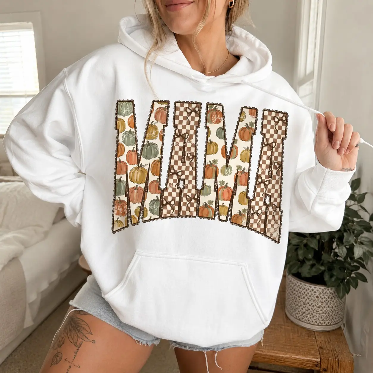 Pumpkin Mama Sweatshirt, Checkered Retro Mom Life Crewneck, Trendy Autumn Fall Pullover - photo 1