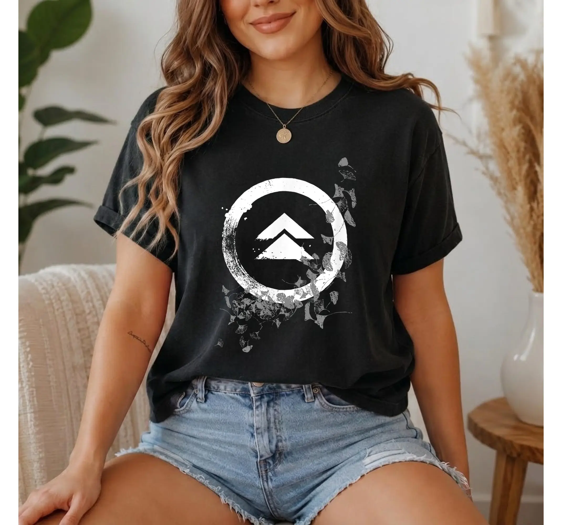 Samurai Ghost Clan Crest Falling Leaves Graphic Tee, Video Game Apparel Men's T-Shirt