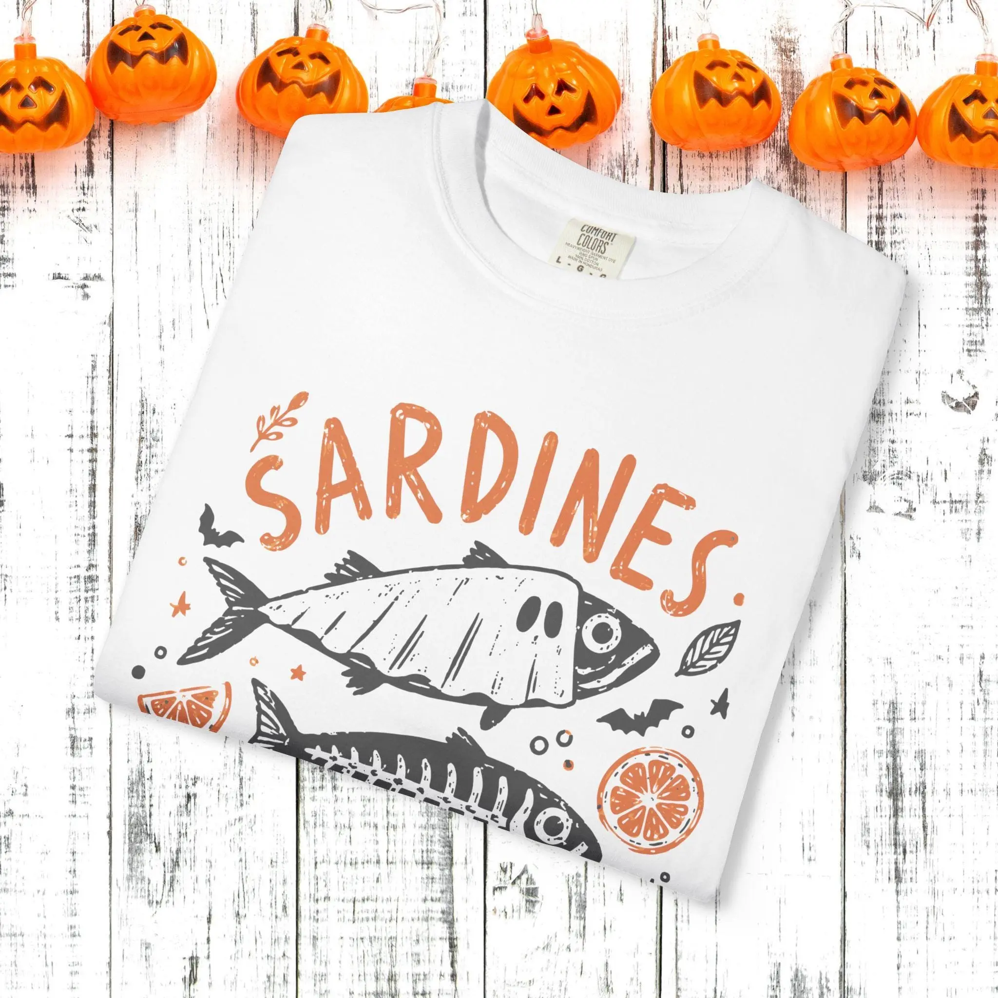 Sardines Halloween Sweatshirt, Funny Spooky Fish Graphic Crewneck, Fall Season Gift - photo 5